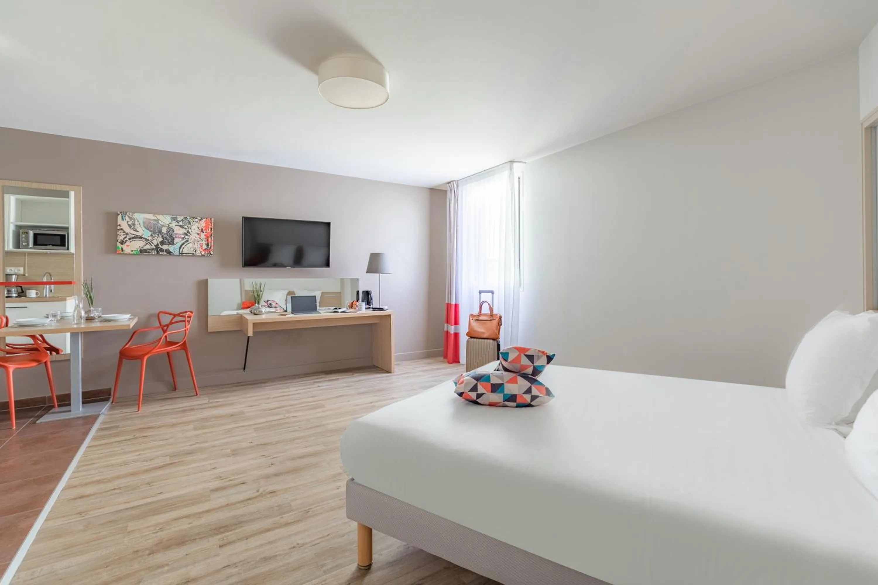 Bed in Appart'City Confort Bordeaux Chartrons