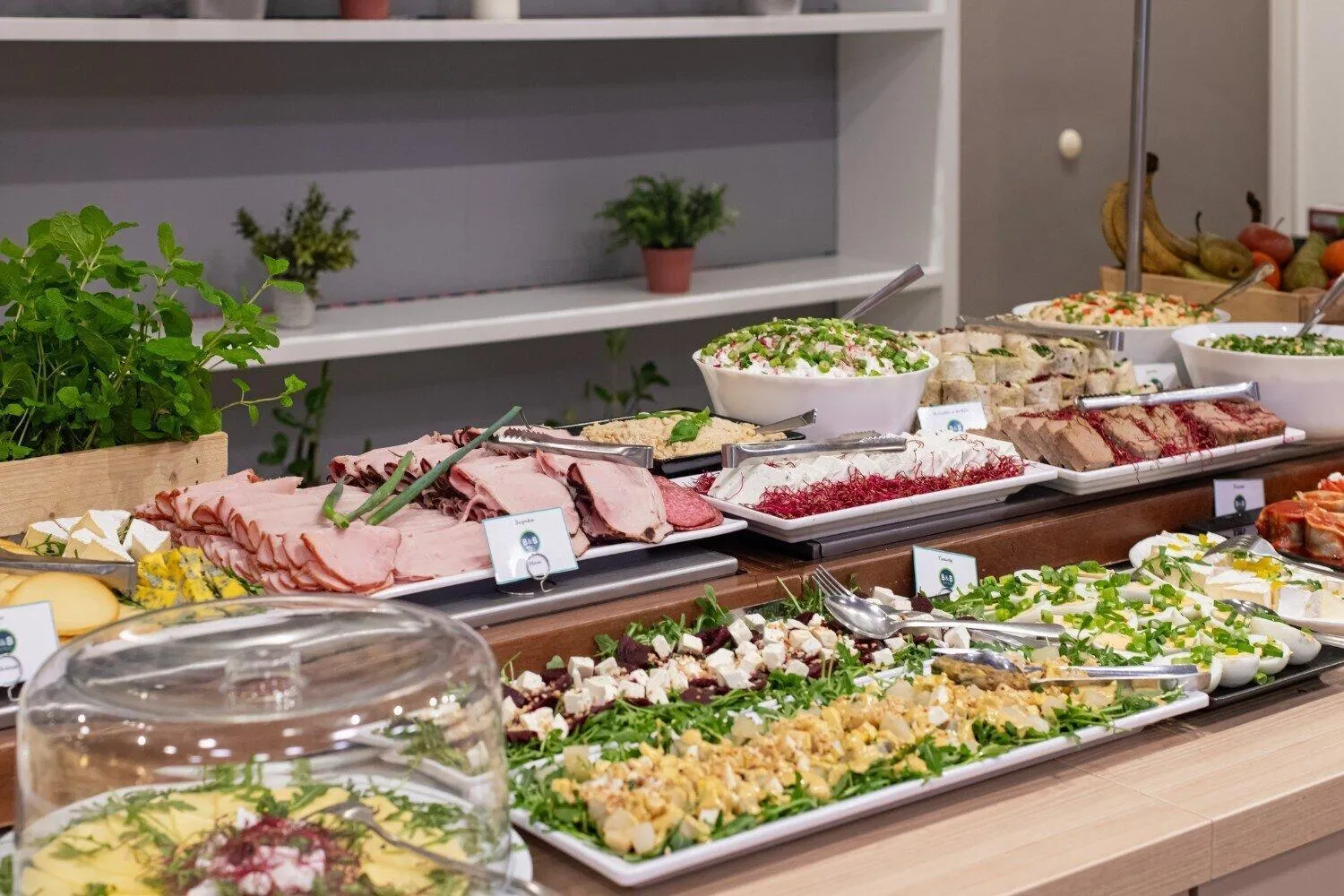 Restaurant/places to eat in B&B Hotel Łódź Centrum