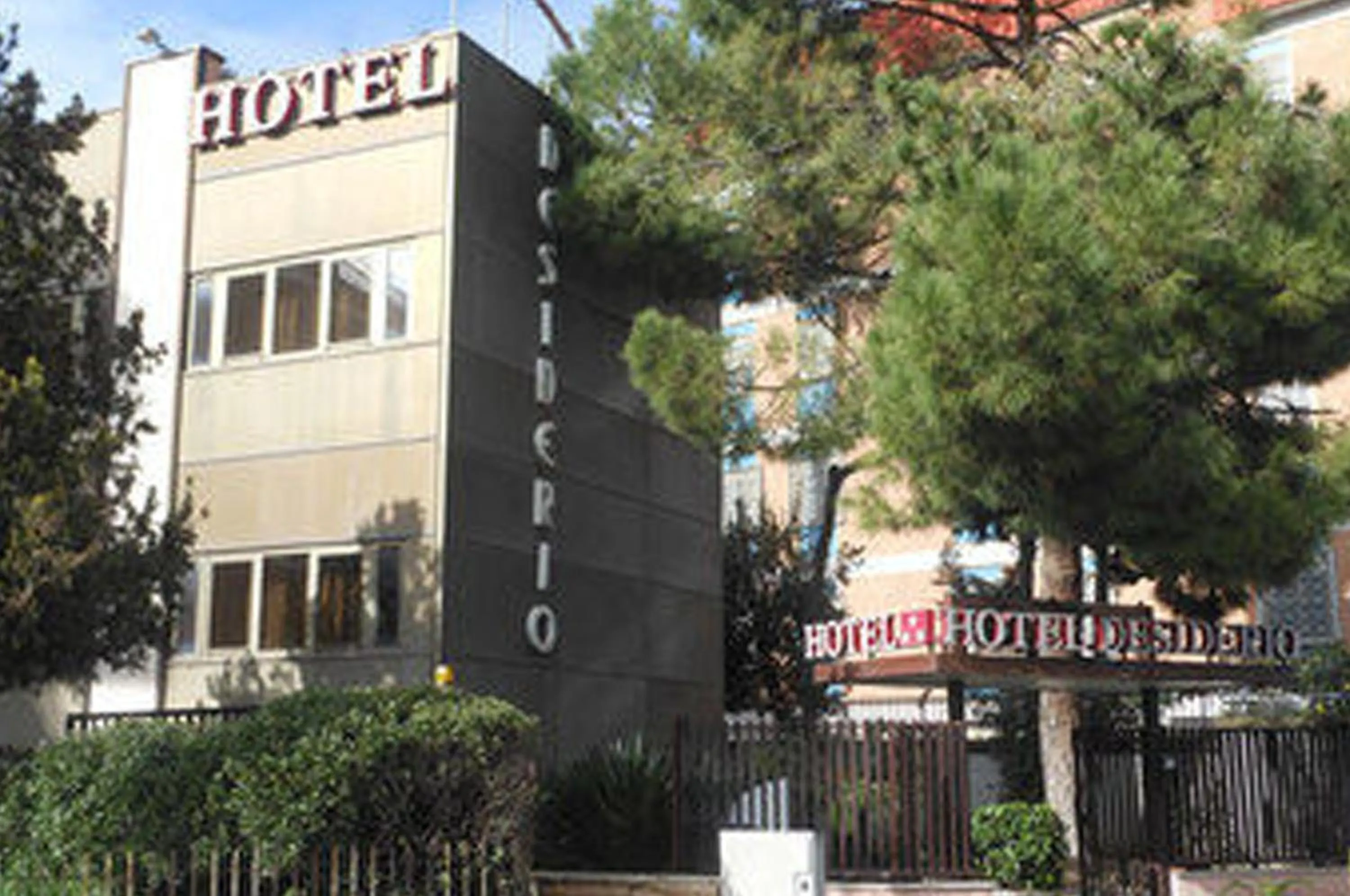 Facade/entrance in Hotel Desiderio