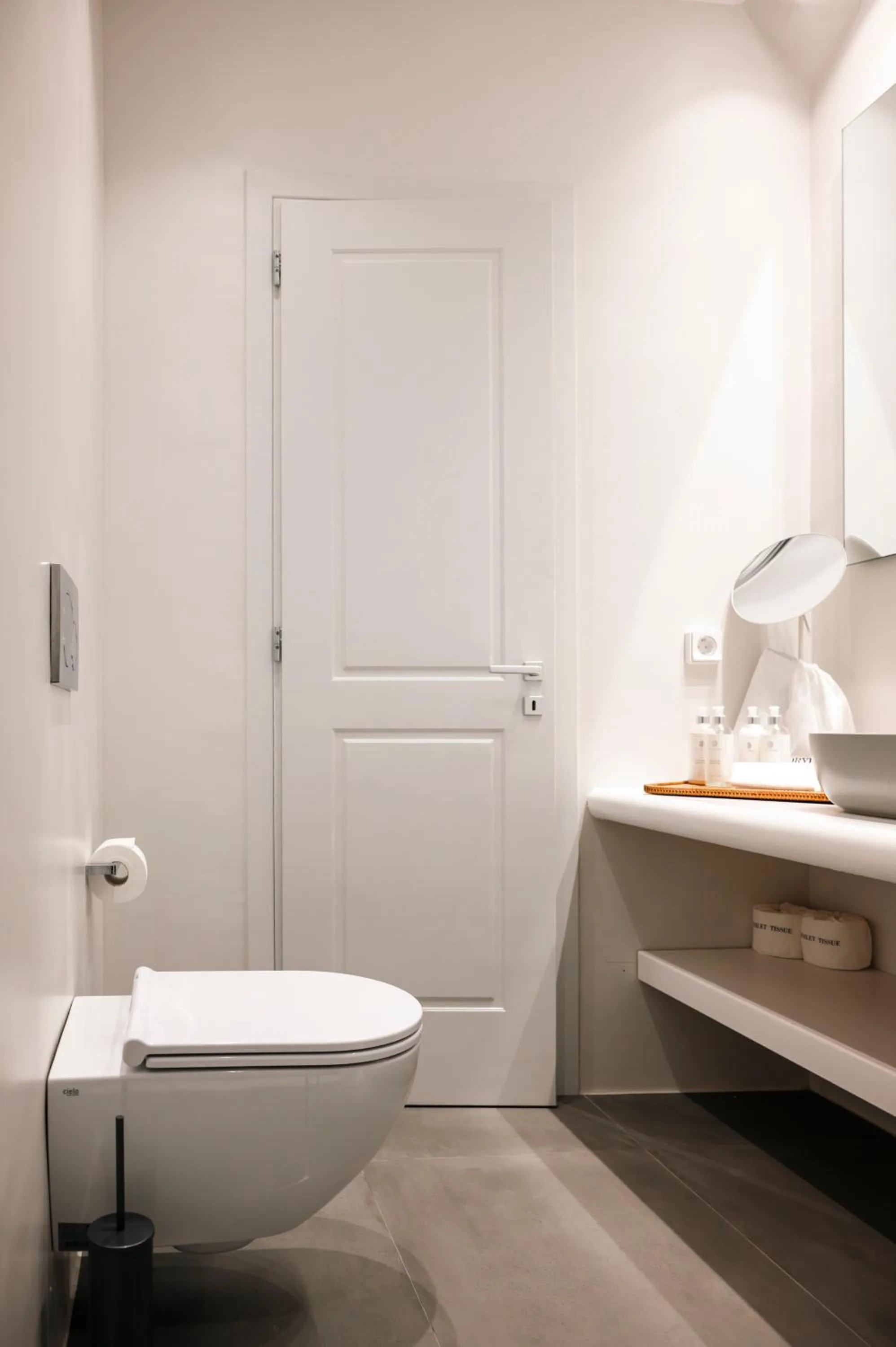 Toilet in Villa Libertad