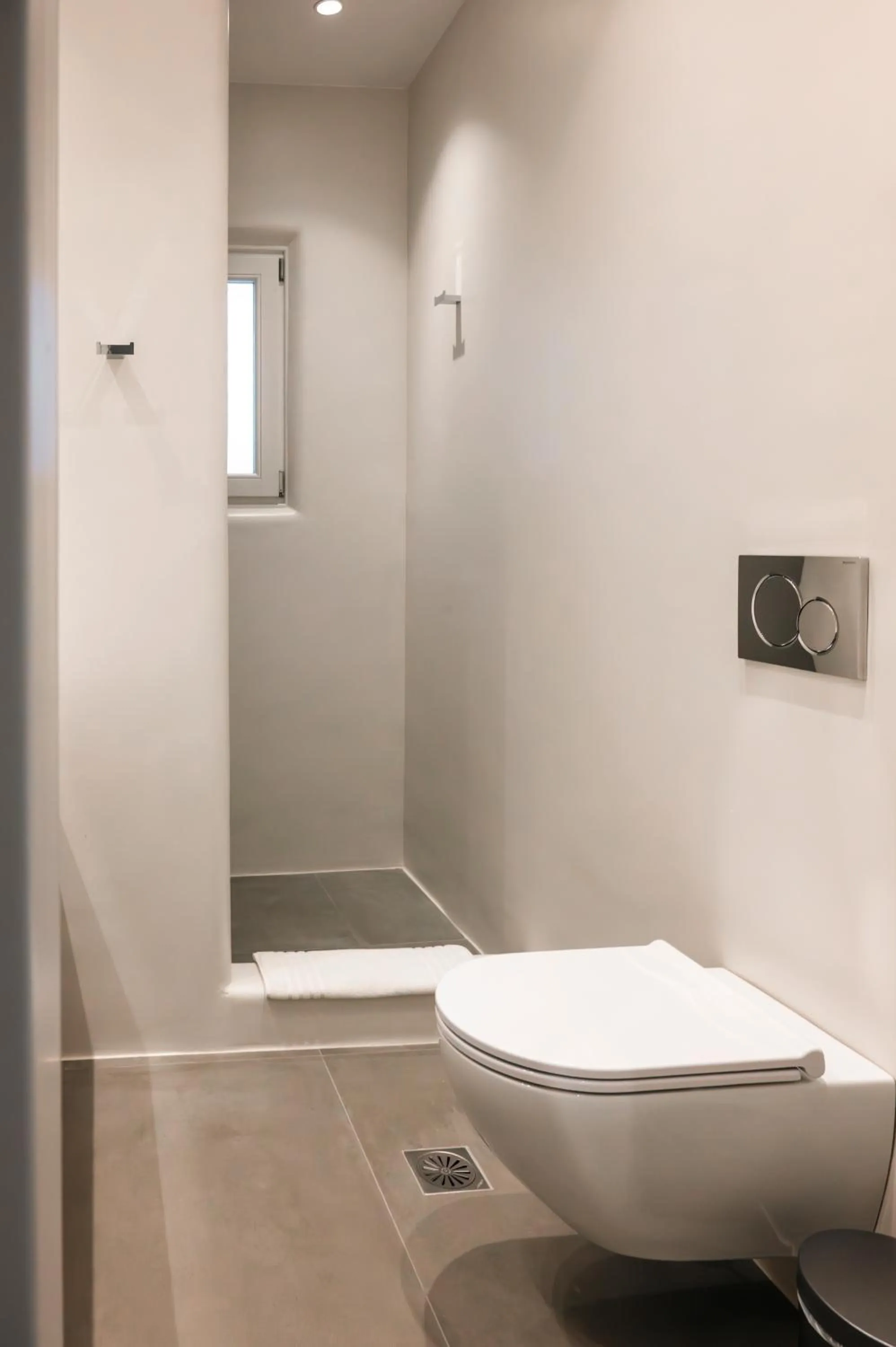 Shower in Villa Libertad