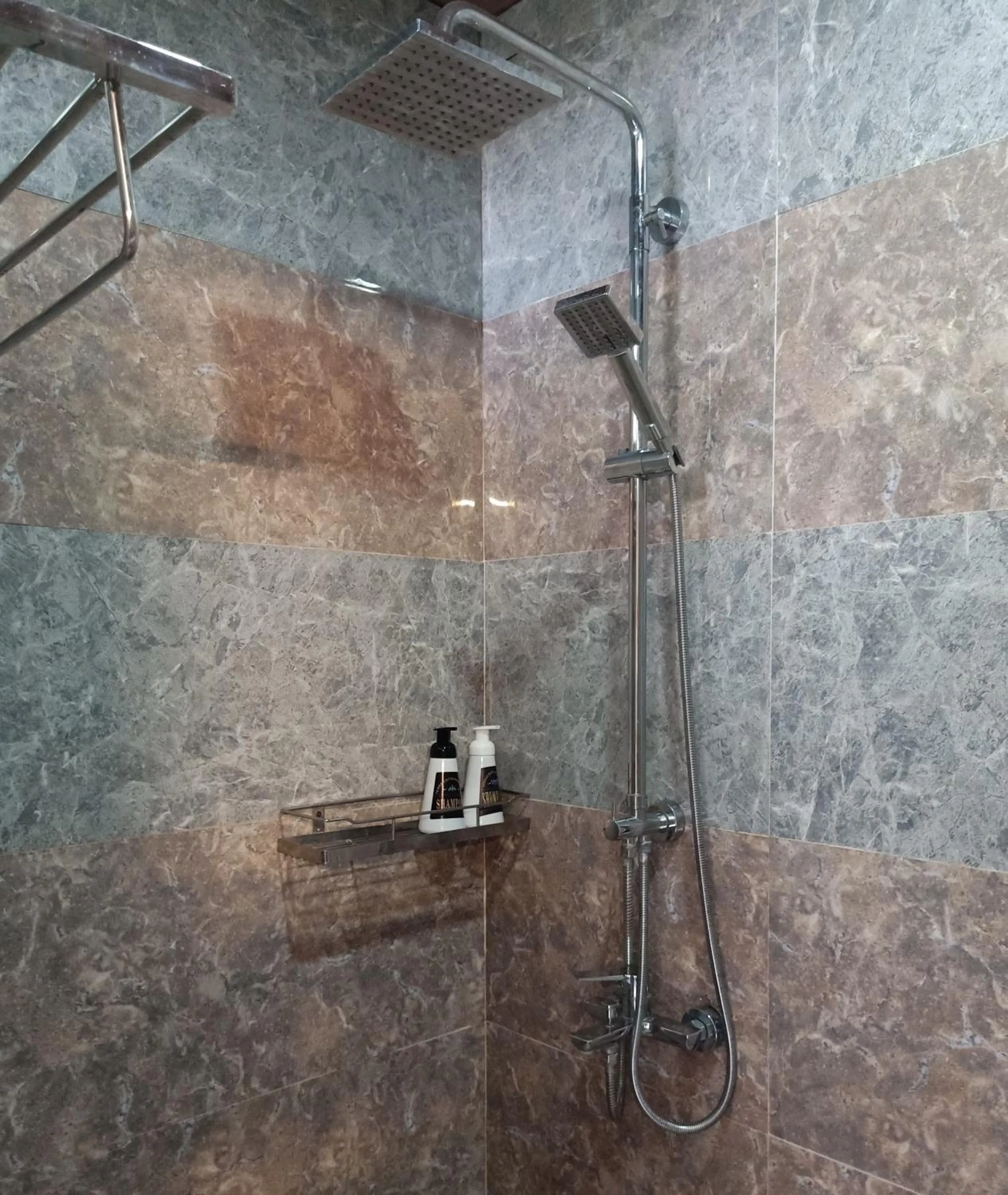 Shower in Terra Cotta Homestay