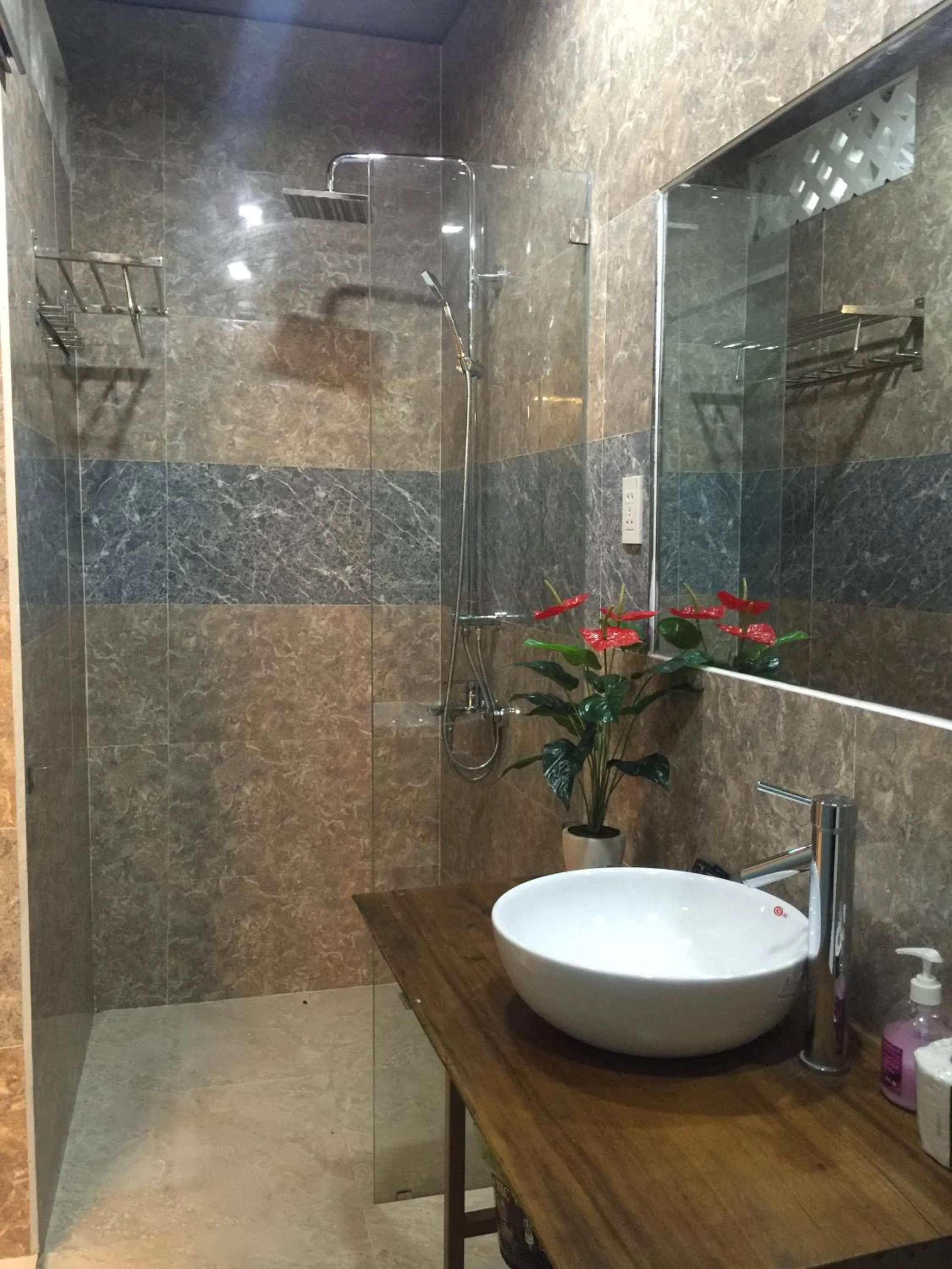 Bathroom in Terra Cotta Homestay