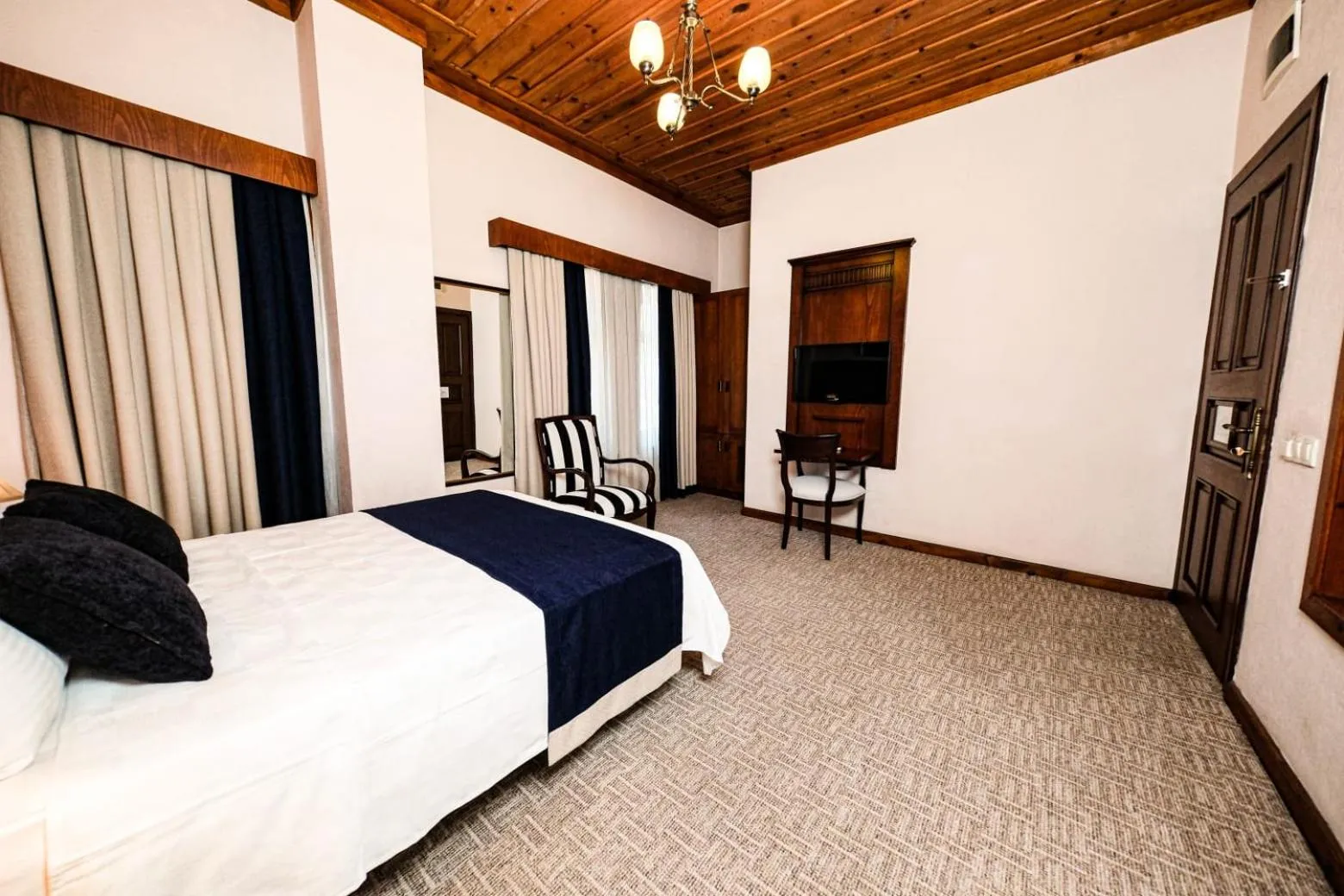 Bed in Hotel Bosnali