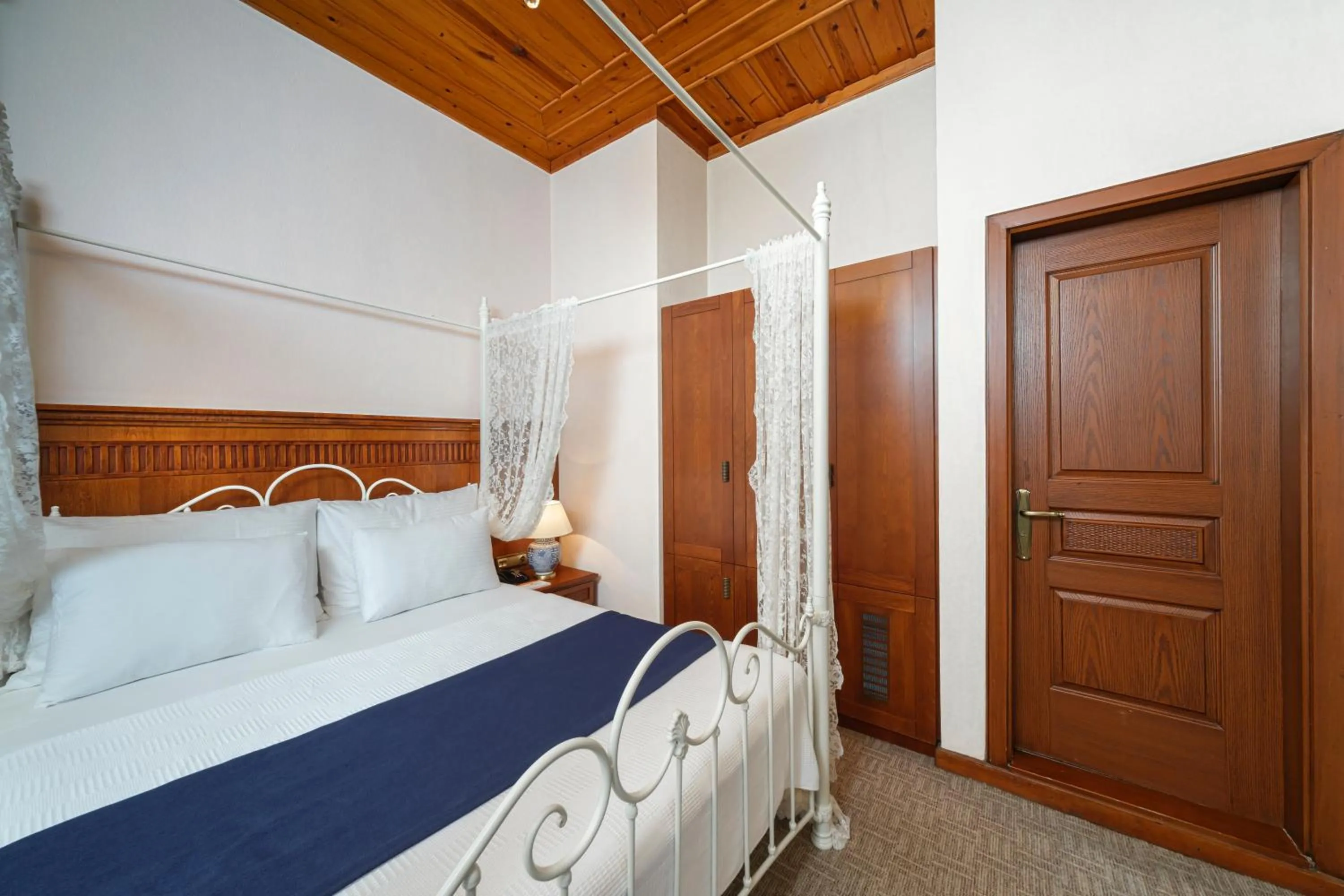 Bed in Hotel Bosnali