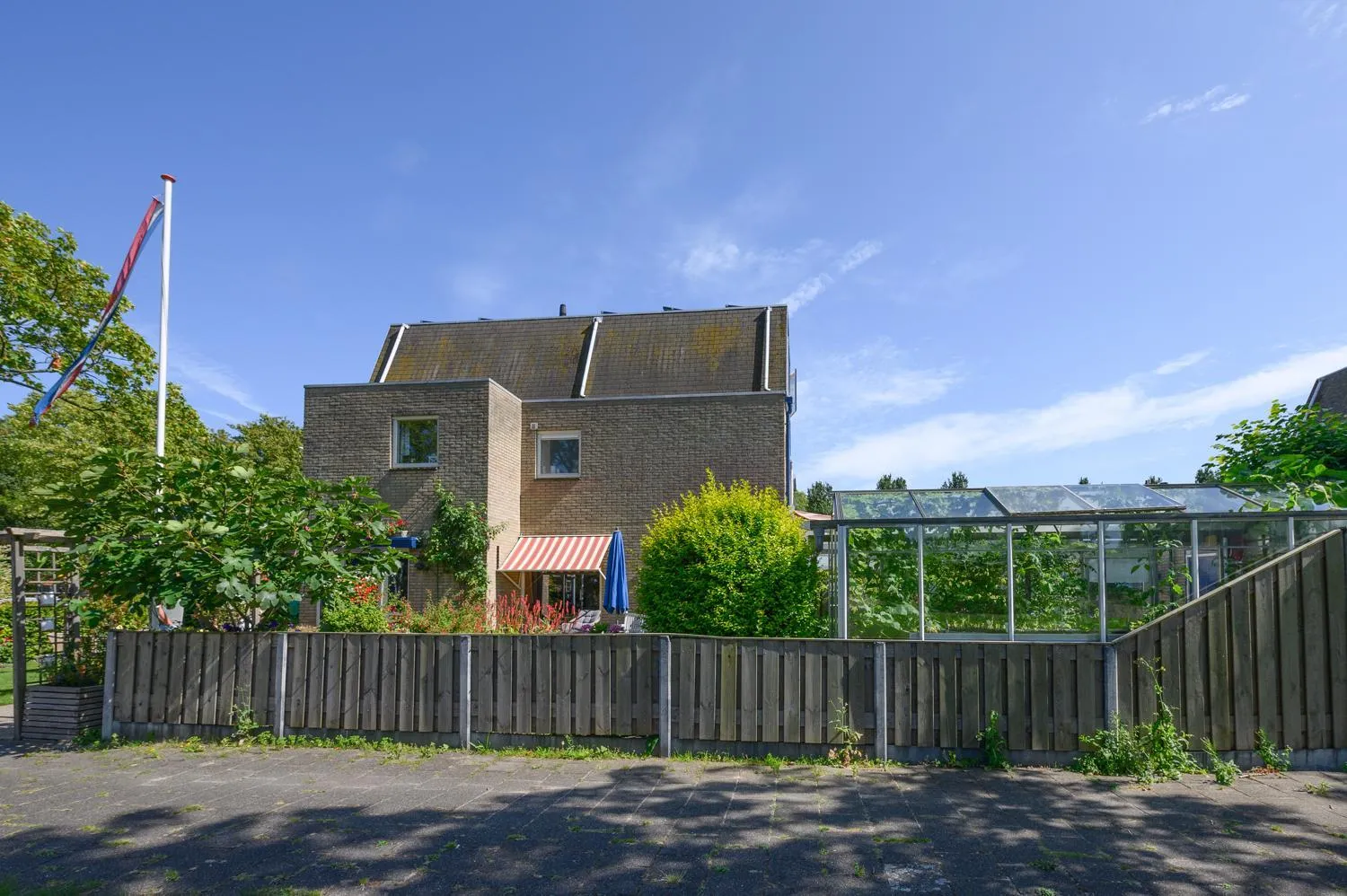 Property building in Bed and Breakfast Ineke en John
