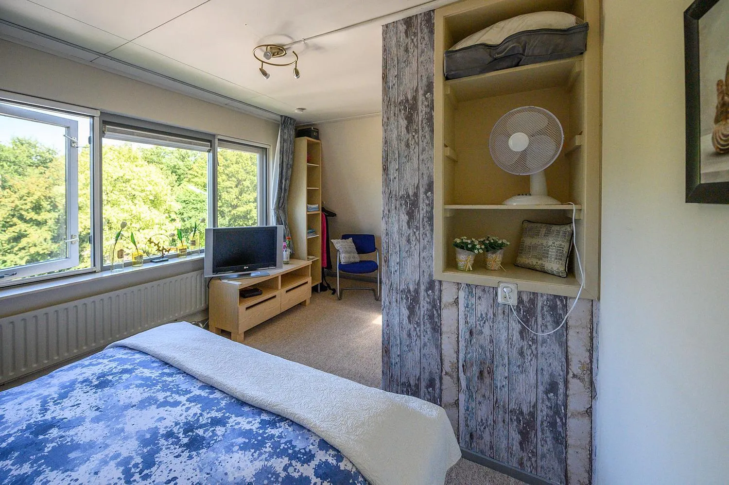 Garden view, Bed in Bed and Breakfast Ineke en John