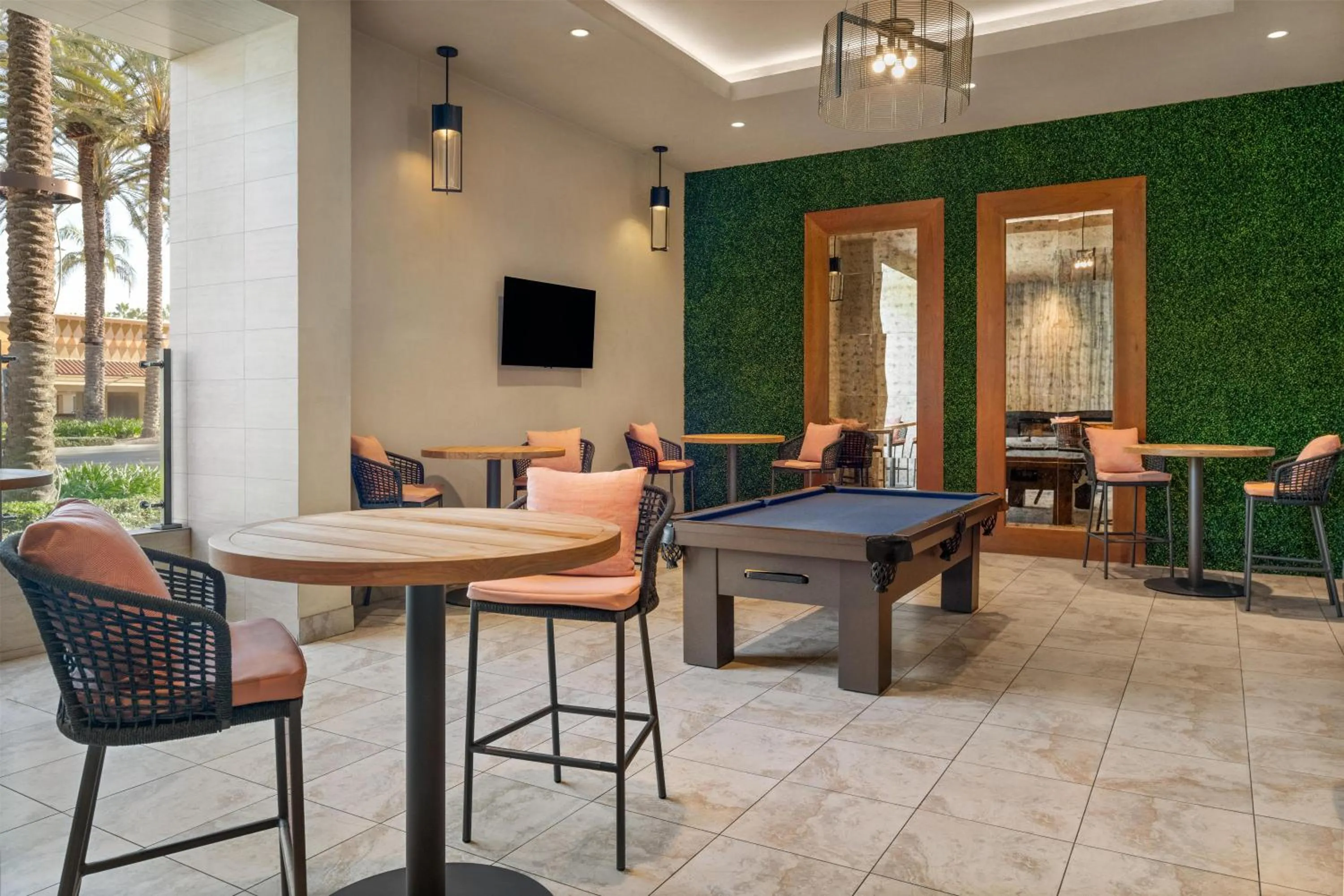 Patio in Hyatt House at Anaheim Resort/Convention Center