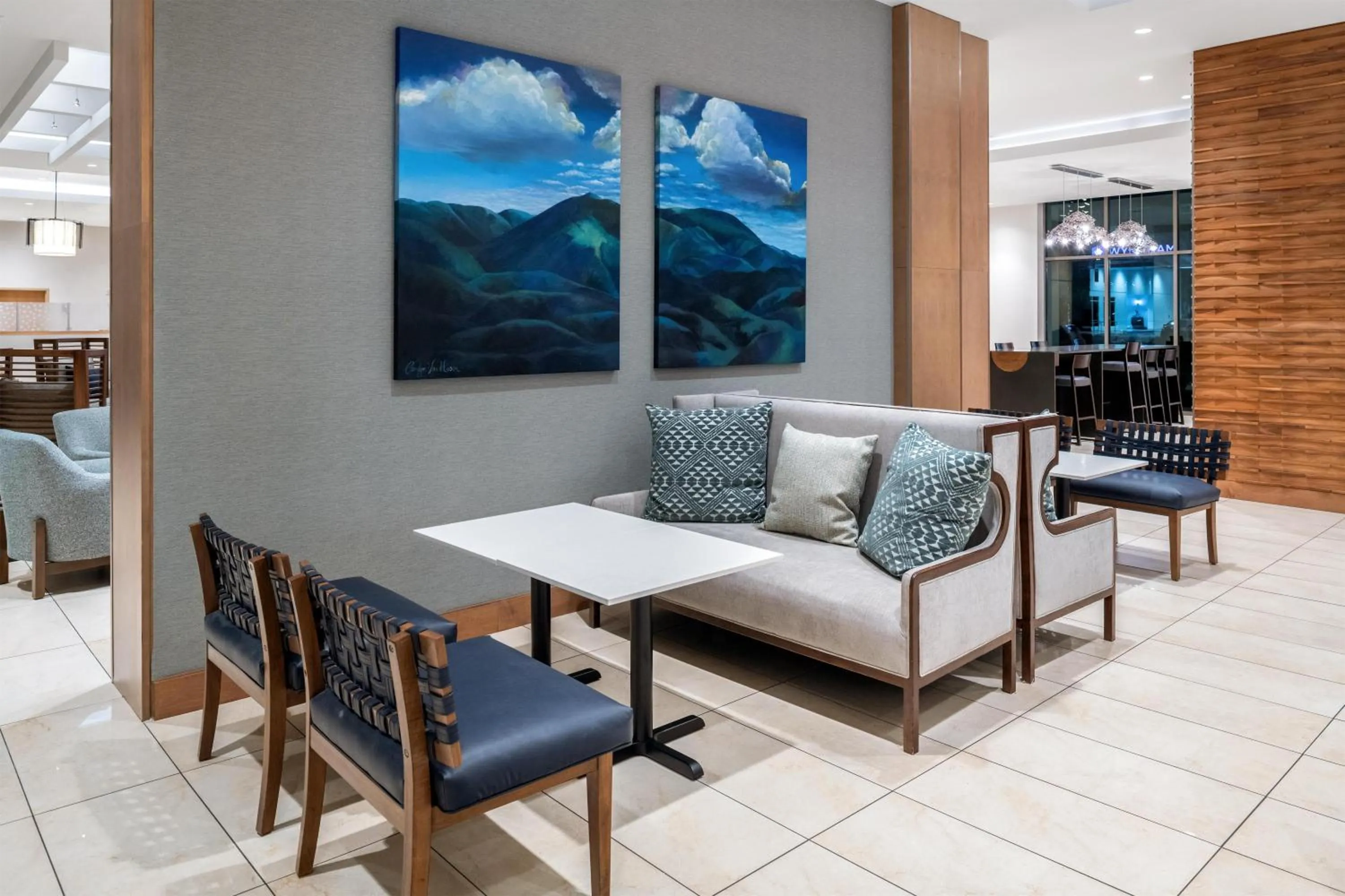 Lobby or reception in Hyatt House at Anaheim Resort/Convention Center