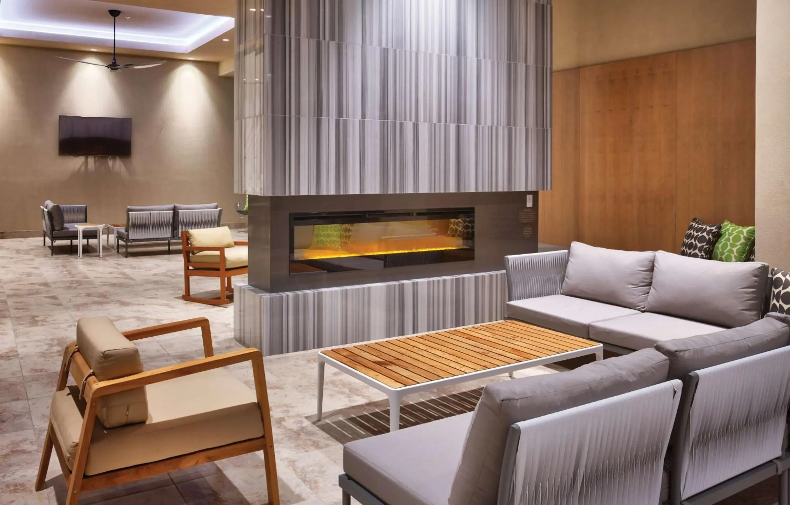 Fitness centre/facilities in Hyatt House at Anaheim Resort/Convention Center Fitness centre/facilities in Hyatt House at Anaheim Resort/Convention Center