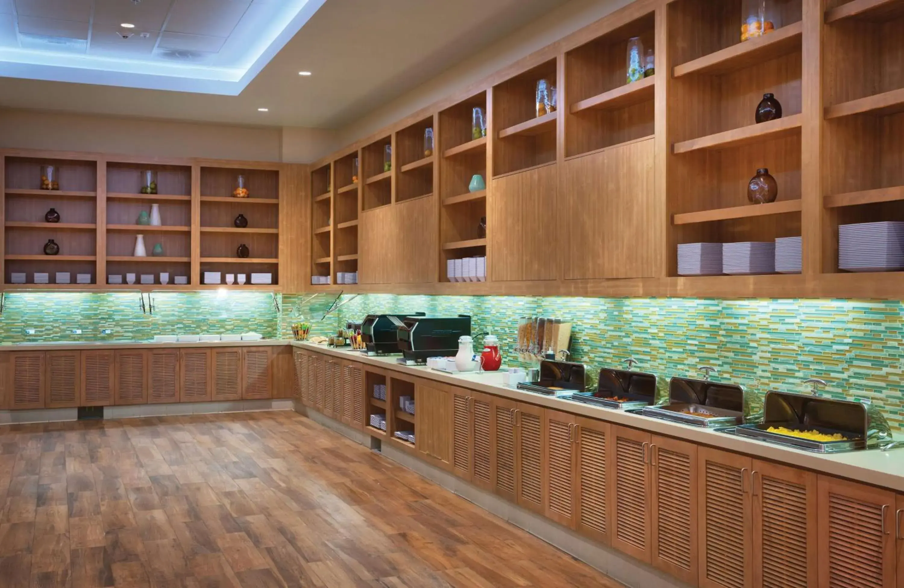 Restaurant/places to eat in Hyatt House at Anaheim Resort/Convention Center Restaurant/places to eat in Hyatt House at Anaheim Resort/Convention Center