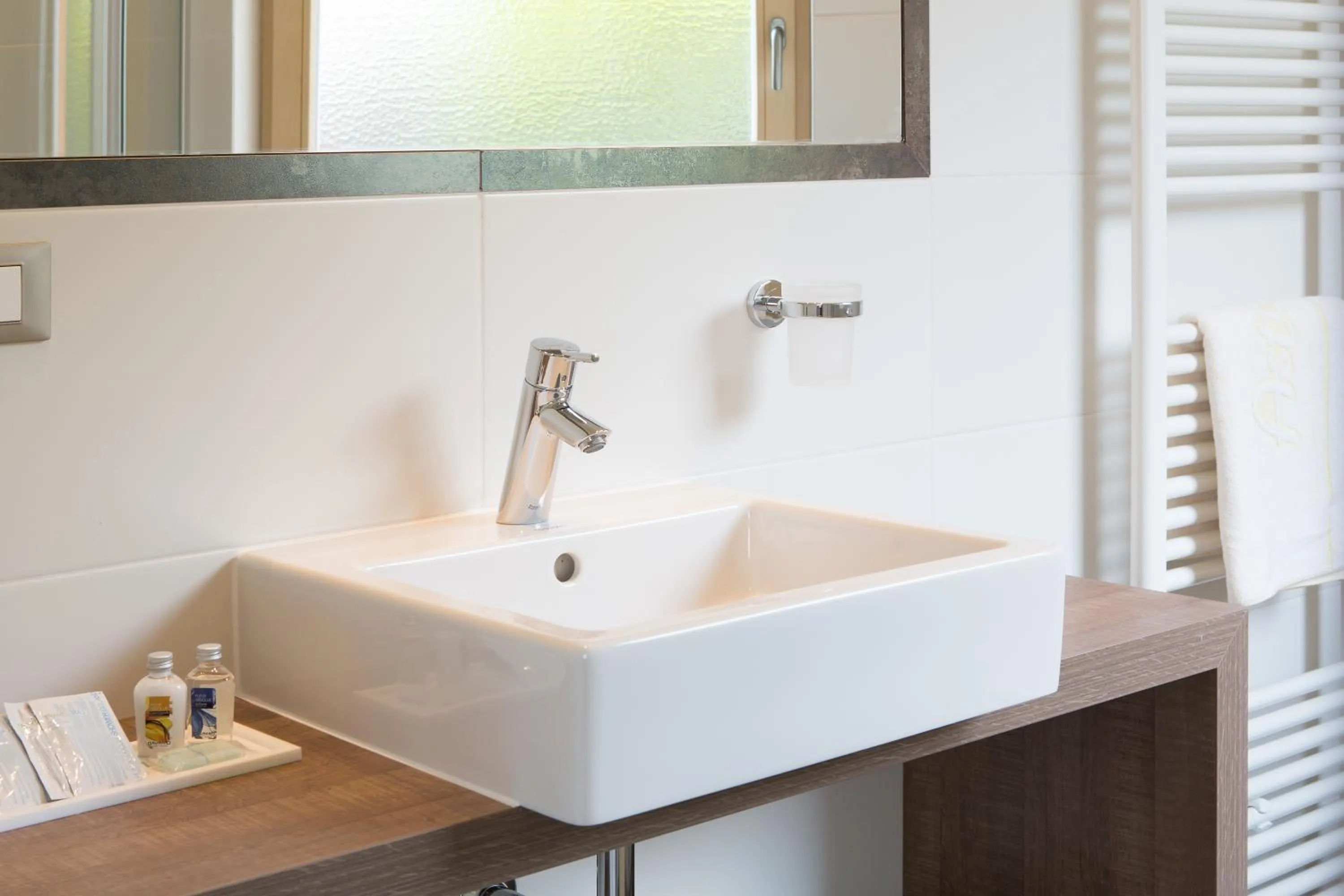 Decorative detail in Astor Hotel