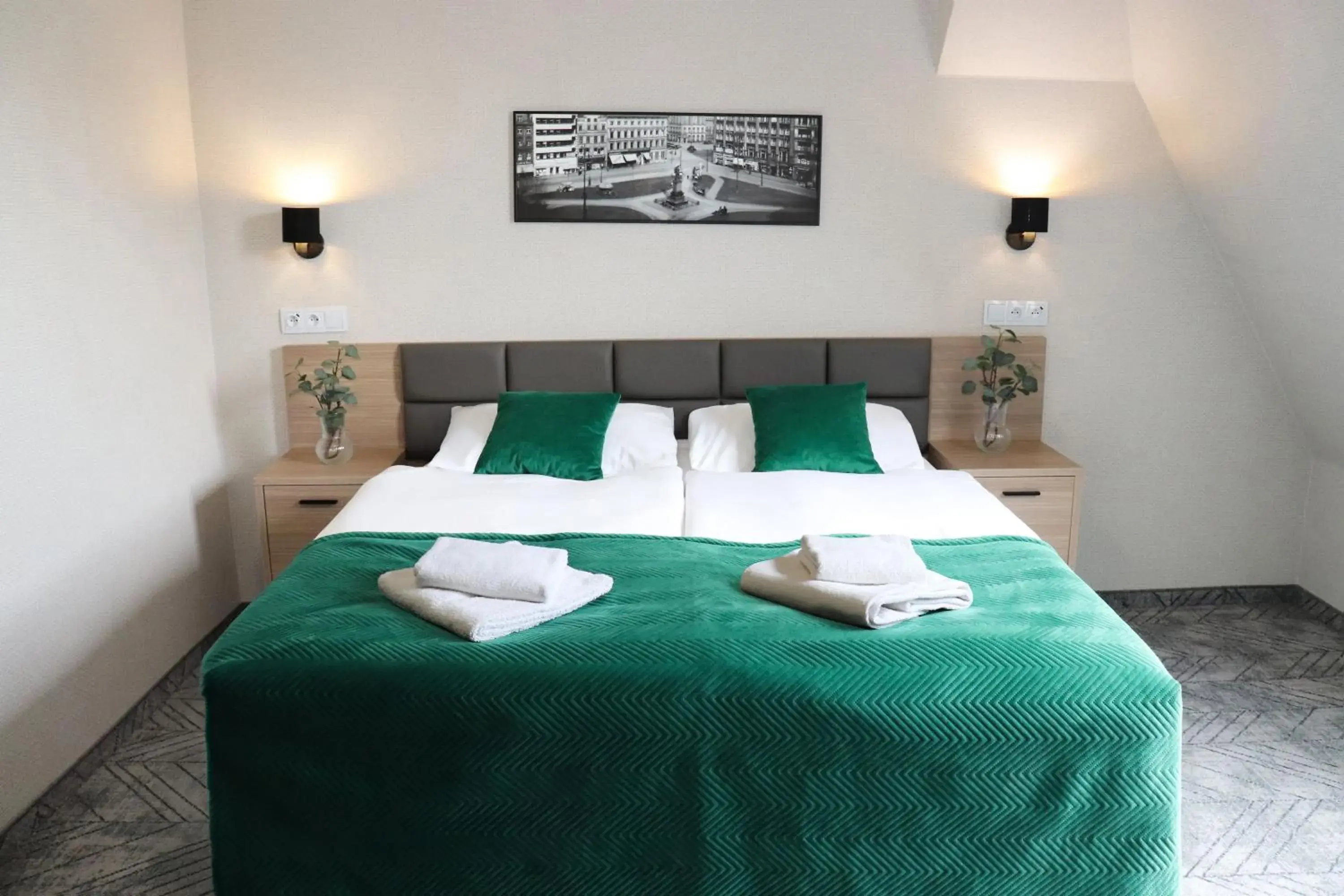 Bedroom, Bed in Hotel Polonia Centrum Bedroom, Bed in Hotel Polonia Centrum