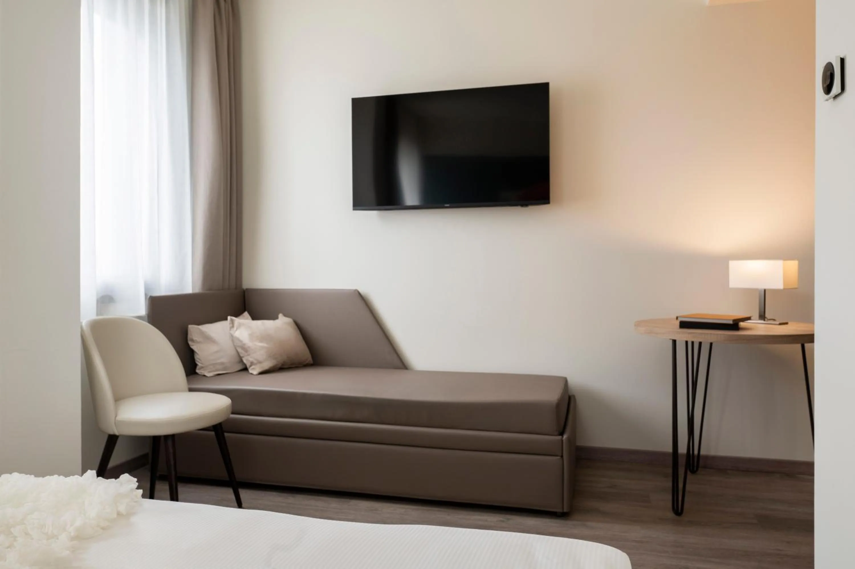 Seating area in Hotel Plaza