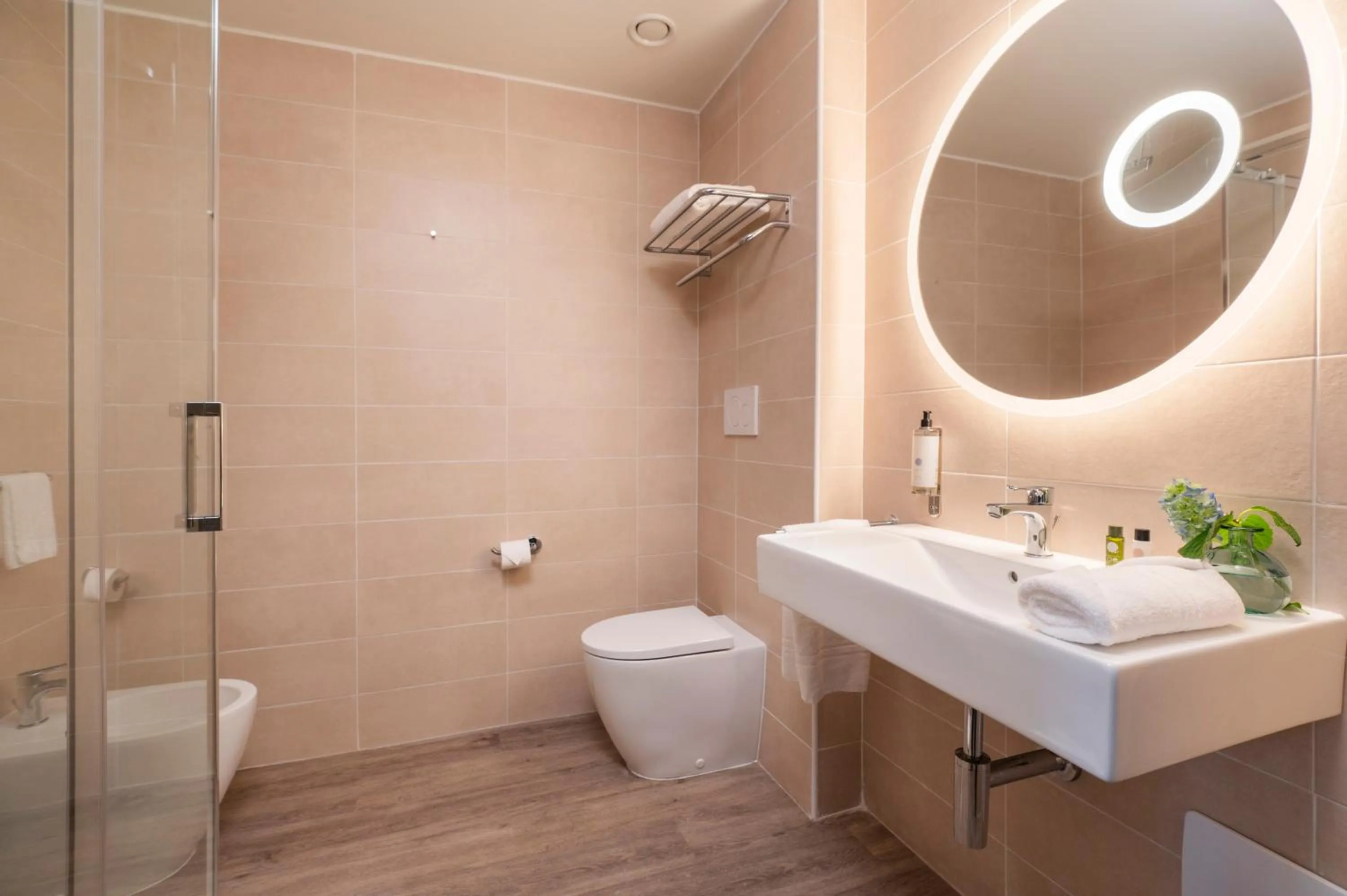 Bathroom in Hotel Plaza