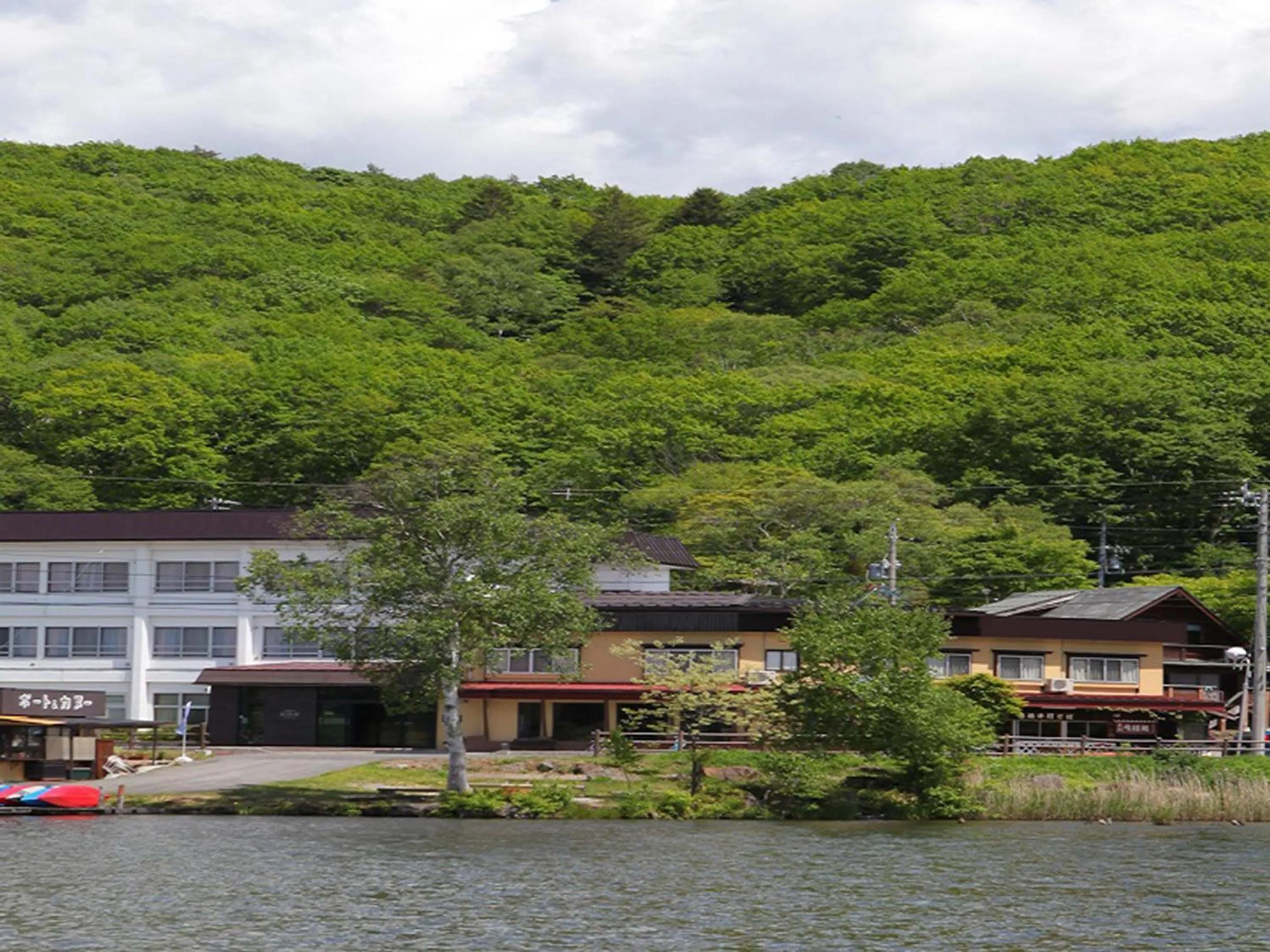 Property building in Kimimachisou