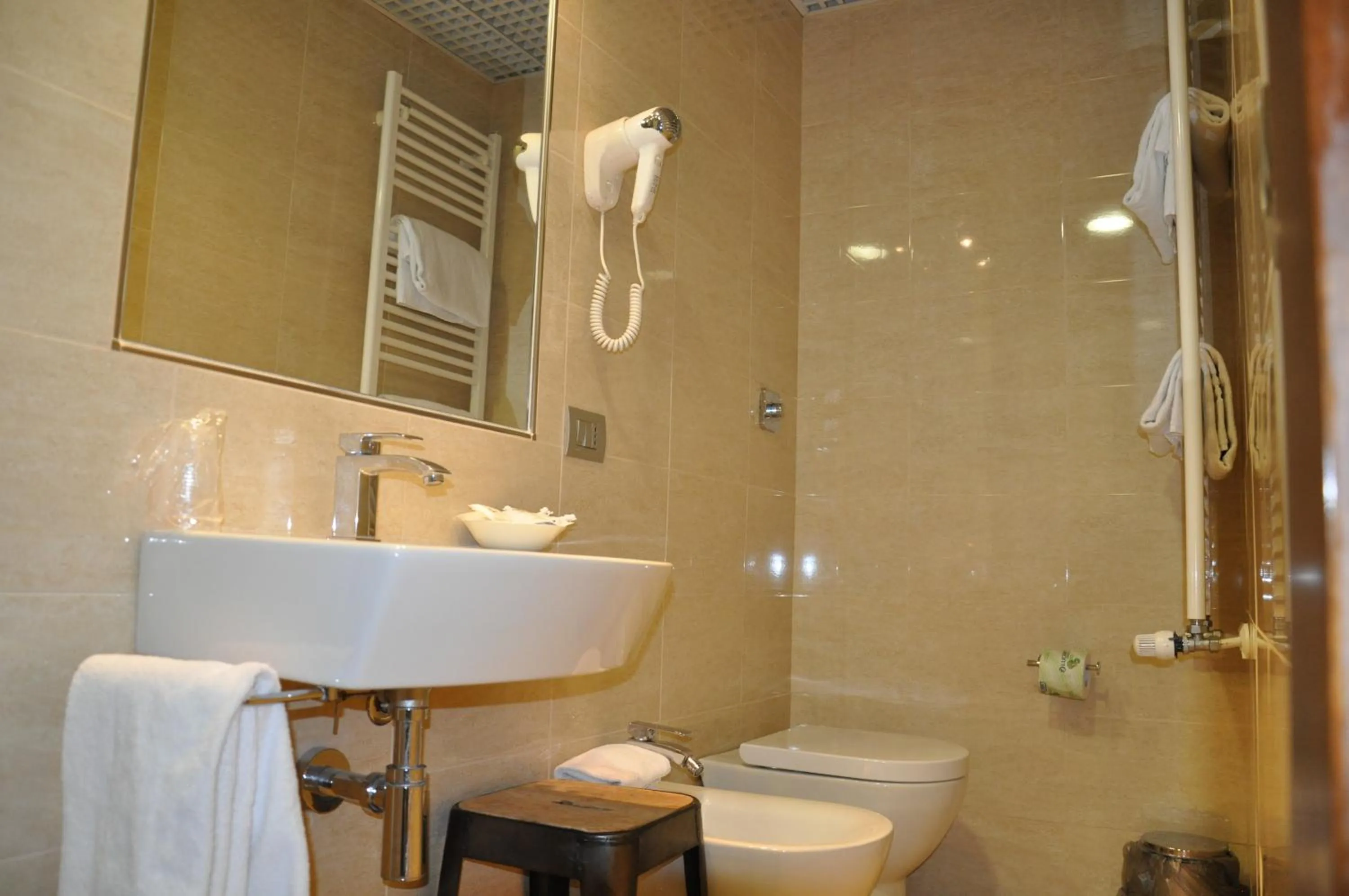 Bathroom in Nuovo Albergo Italia