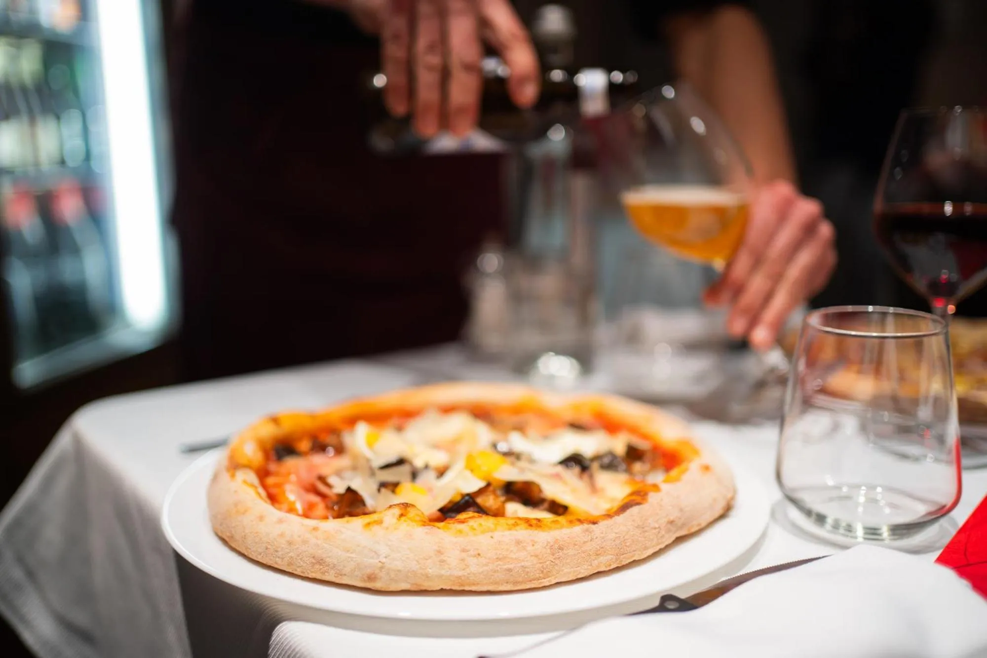 Restaurant/places to eat in El Homs Palace Hotel