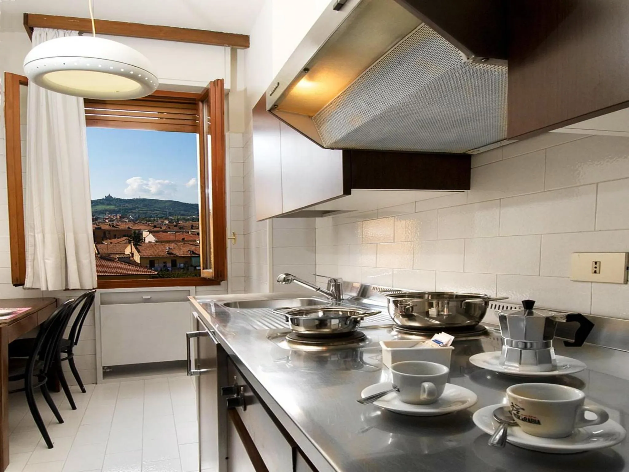 Kitchen or kitchenette in Suite Hotel Elite