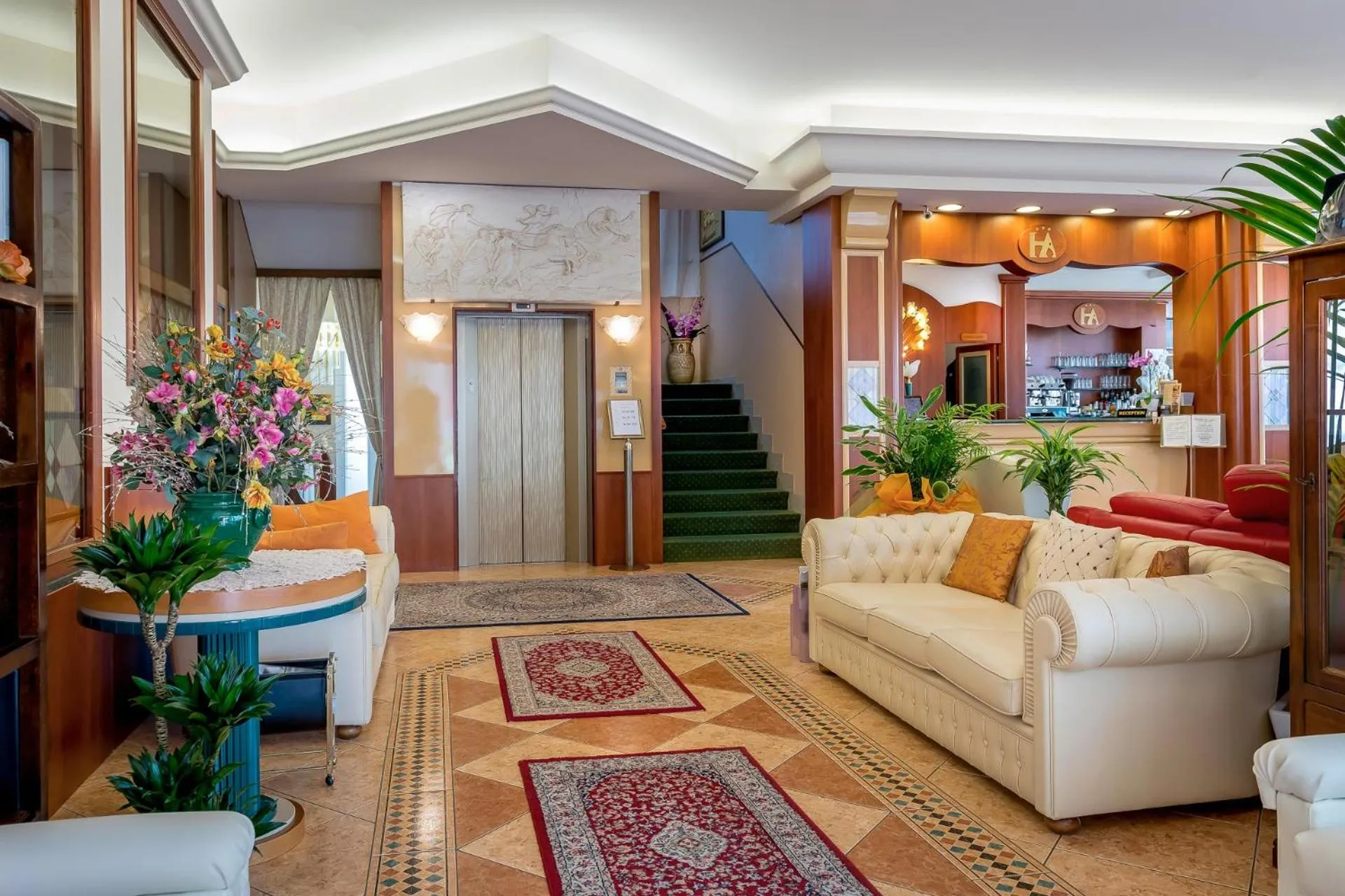 Lobby or reception in Hotel Apollo