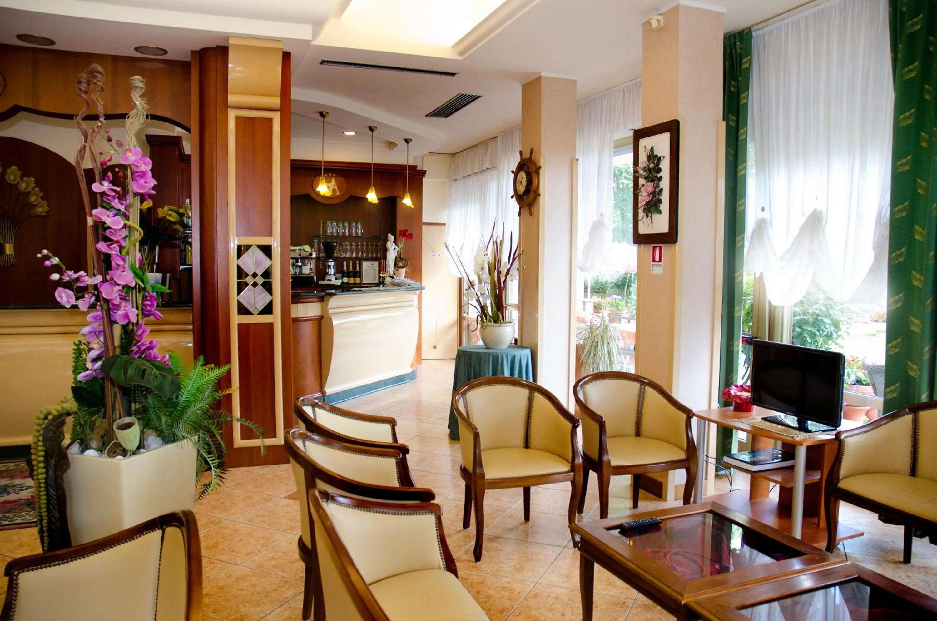 Lobby or reception in Hotel Apollo