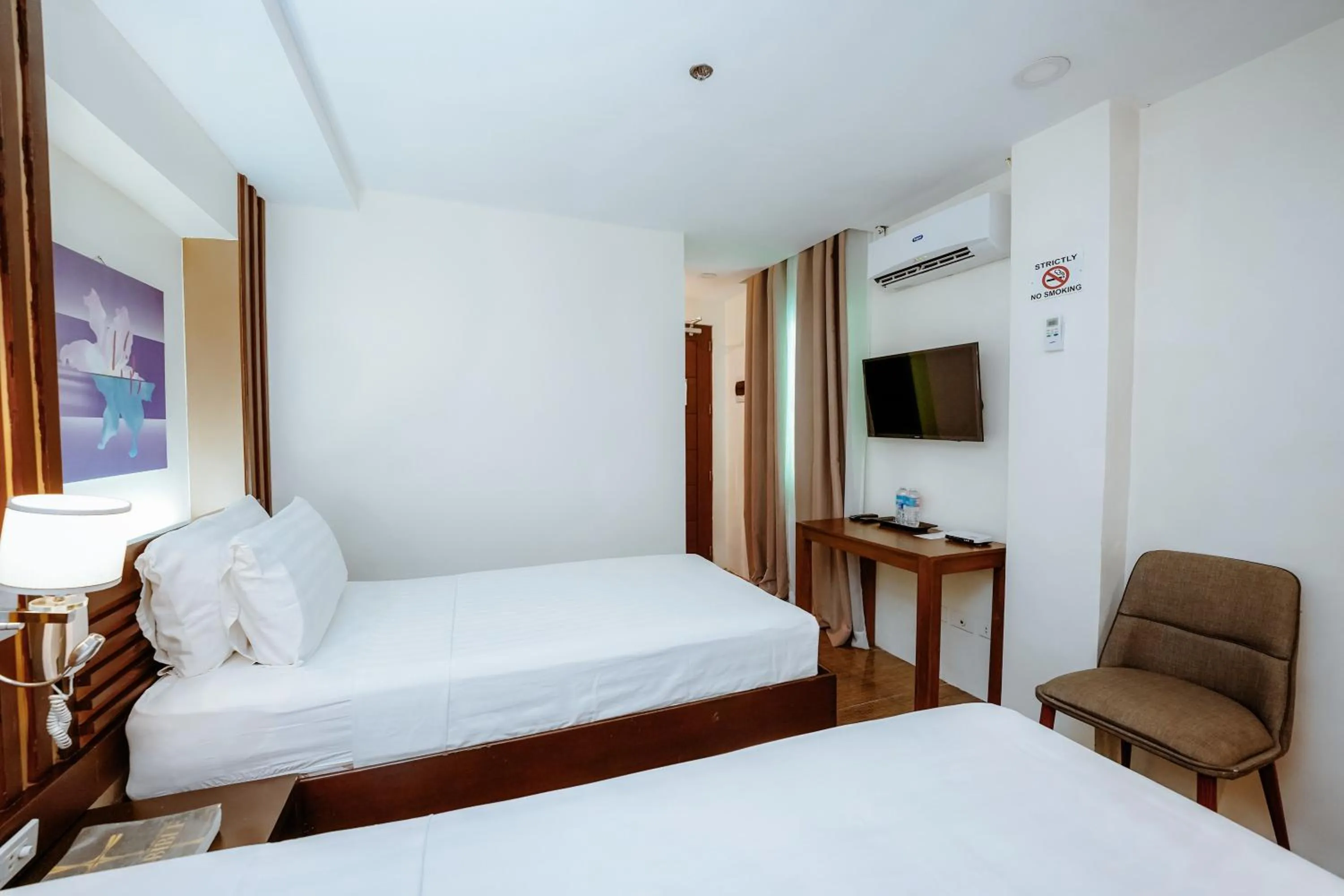 Bedroom in Emerald Boutique Hotel