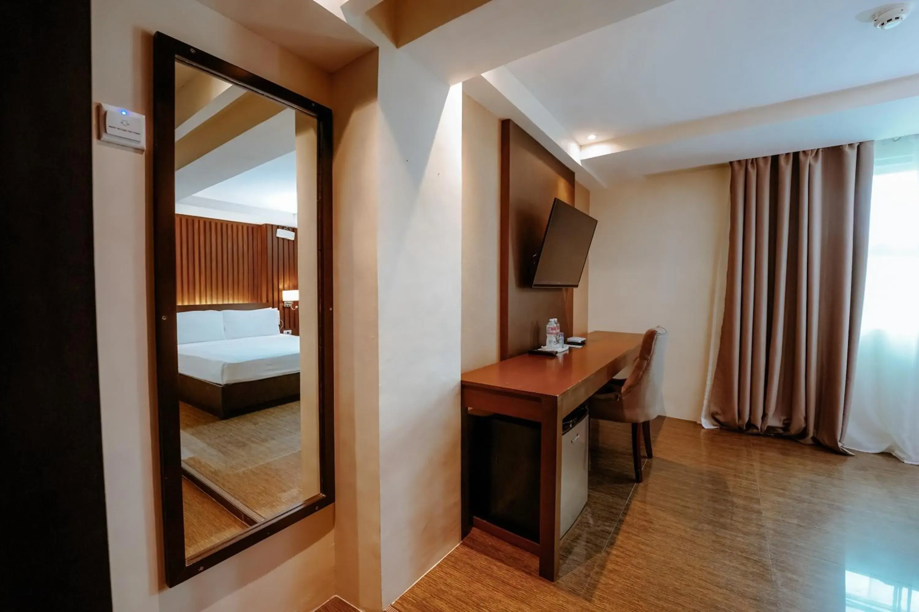 hair dresser, Bed in Emerald Boutique Hotel hair dresser, Bed in Emerald Boutique Hotel