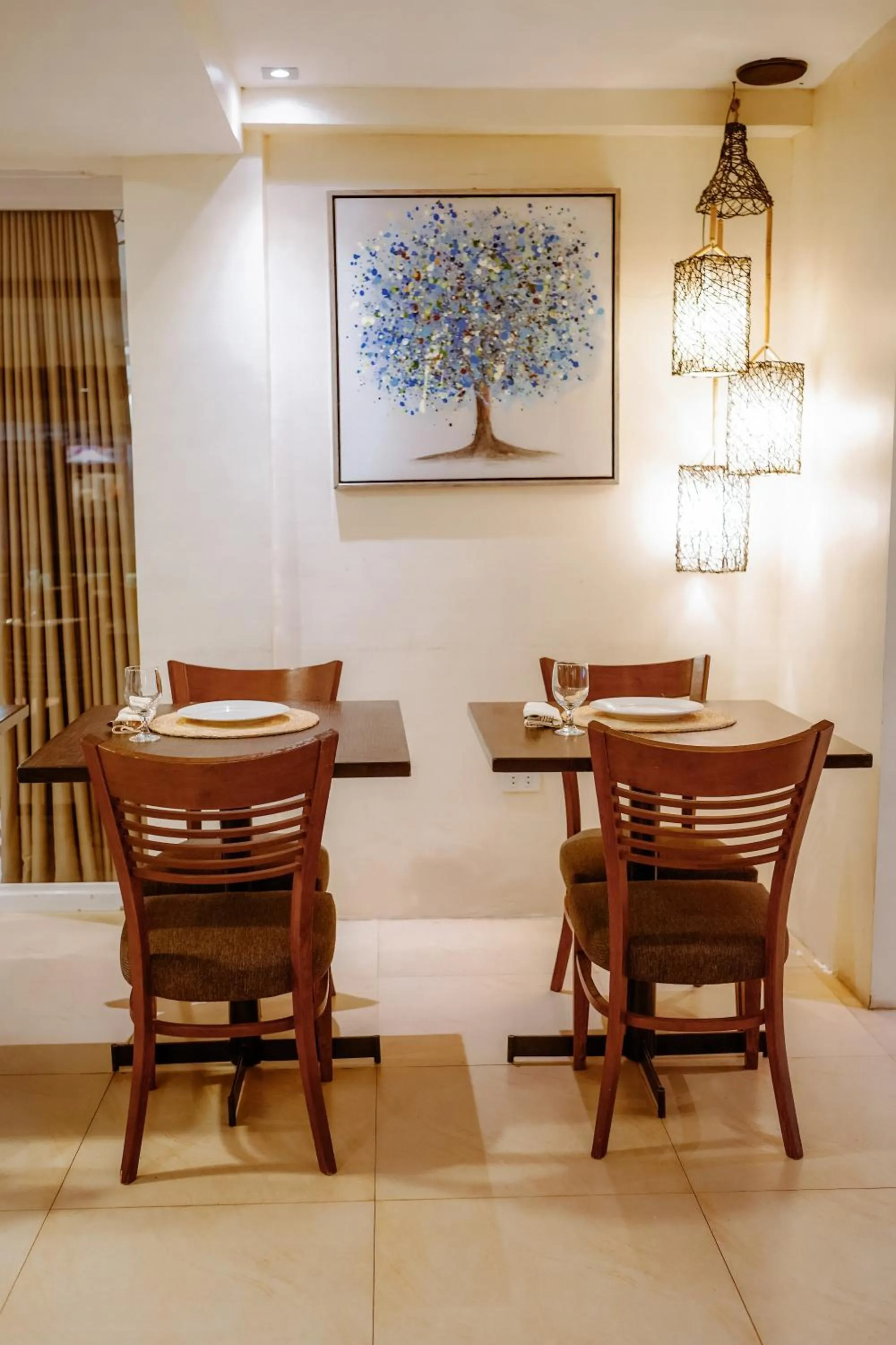 Dining area in Emerald Boutique Hotel