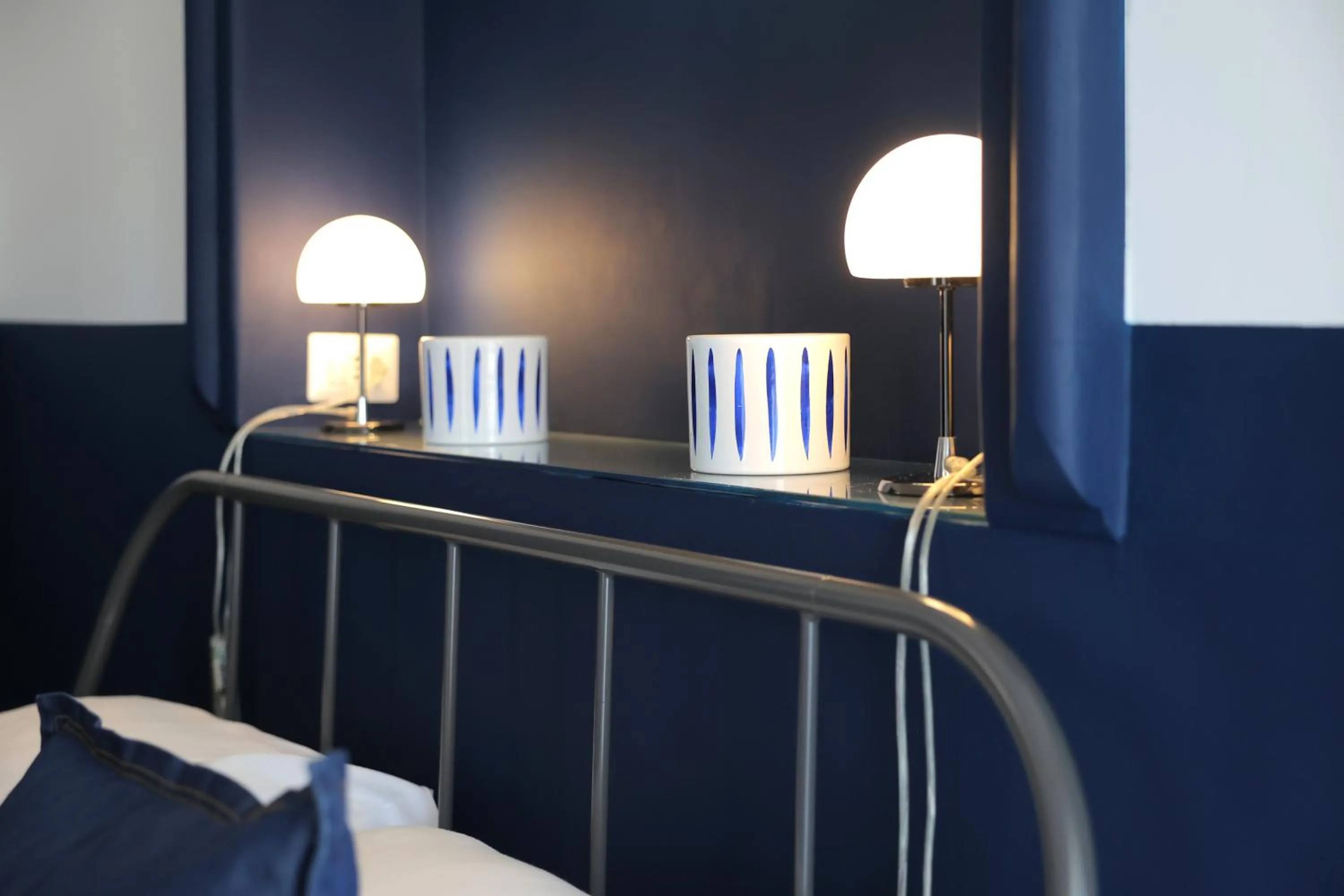 Decorative detail, Bed in Salotto Borbonico