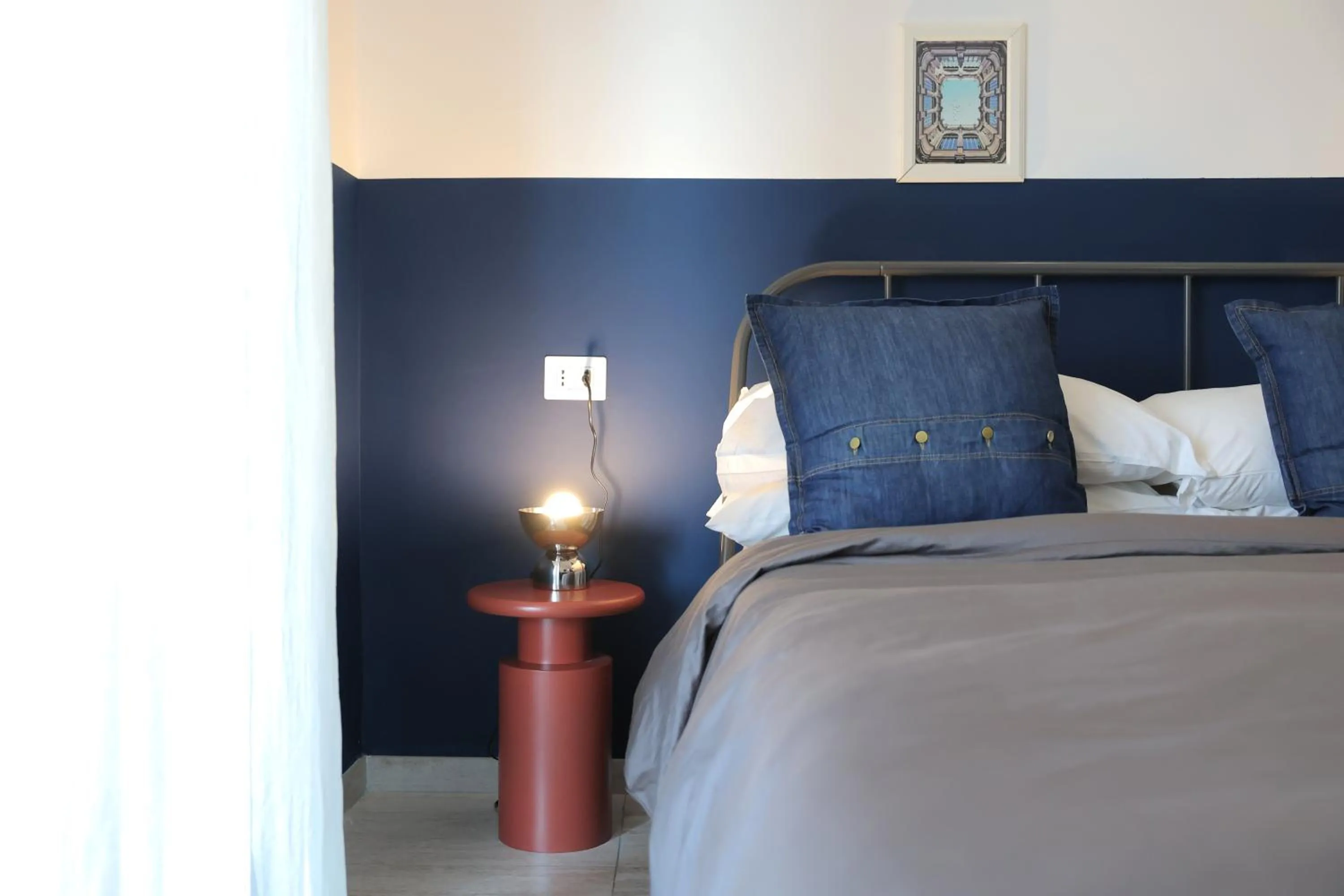 Decorative detail, Bed in Salotto Borbonico