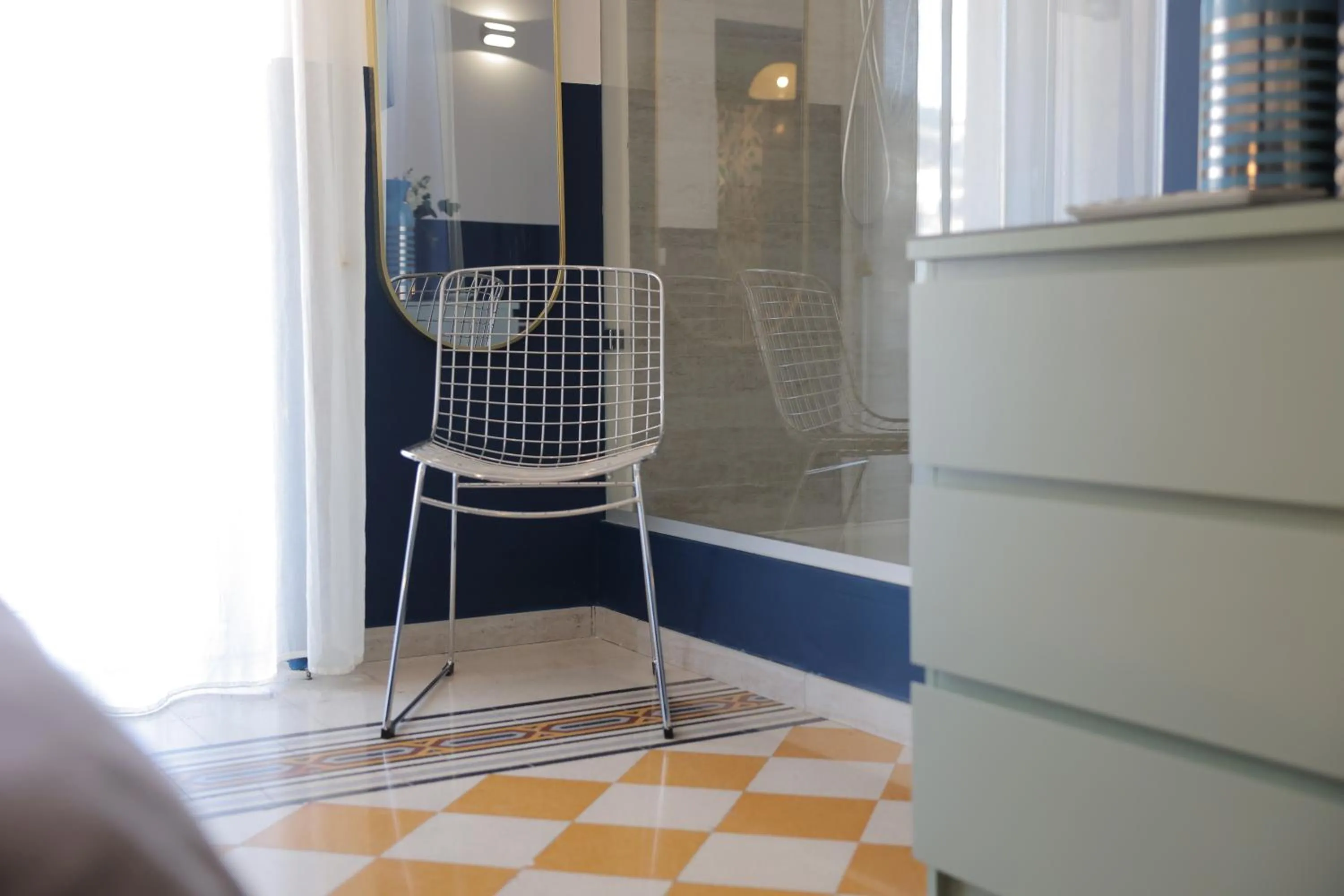 Decorative detail in Salotto Borbonico