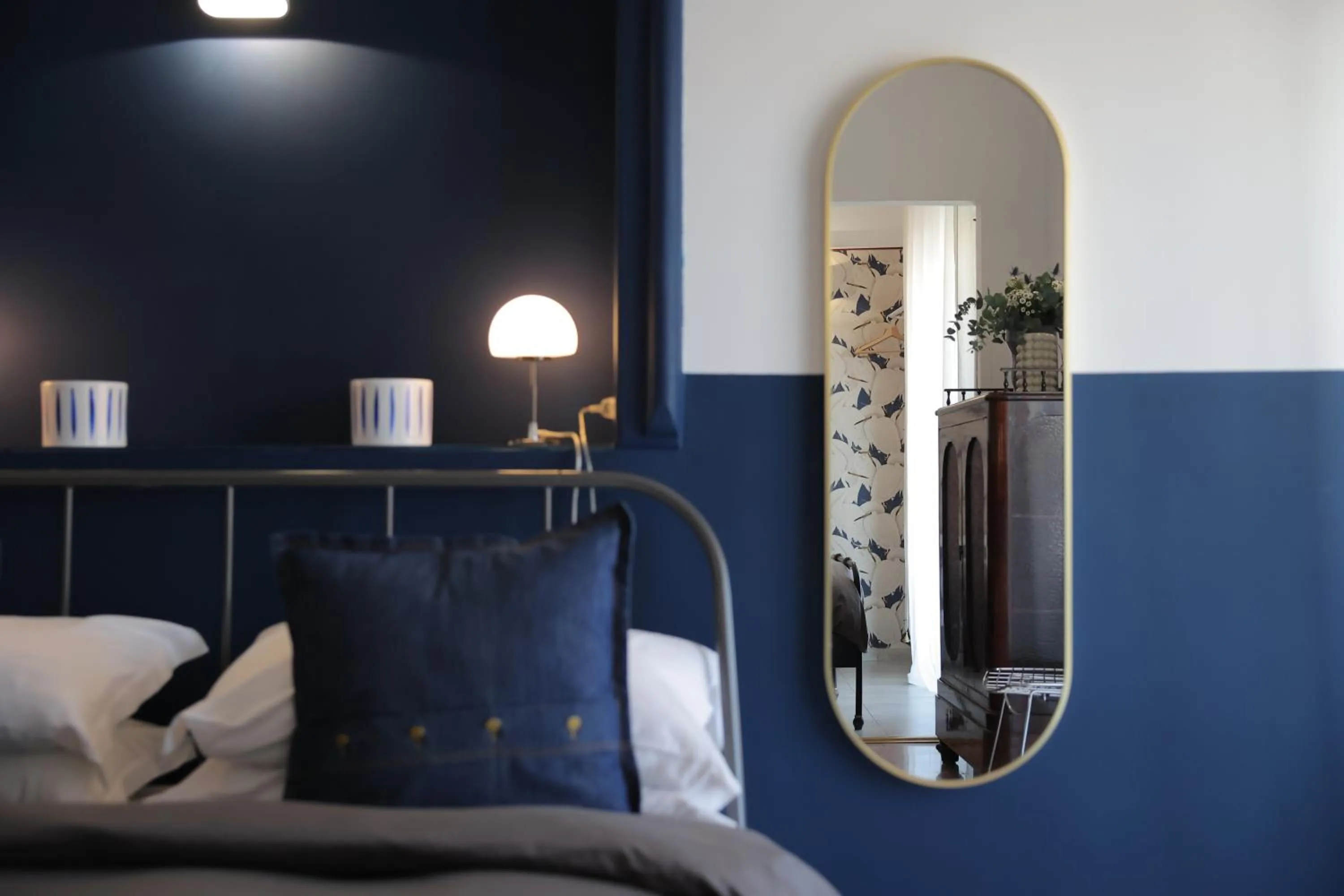 Decorative detail, Bed in Salotto Borbonico