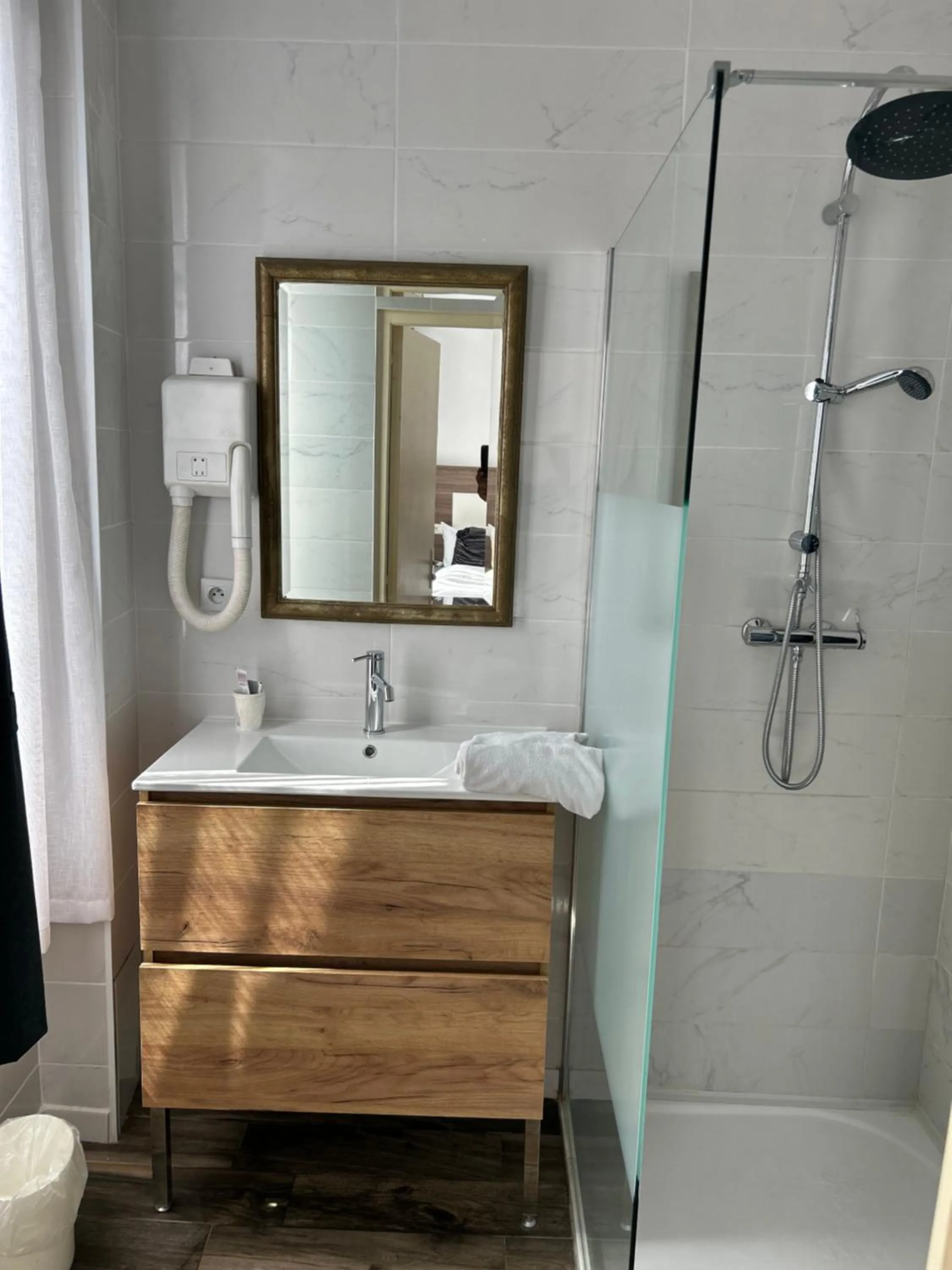 Le Clémenceau Hôtel et Appart 'hôtel "Gare Sncf" centre ville