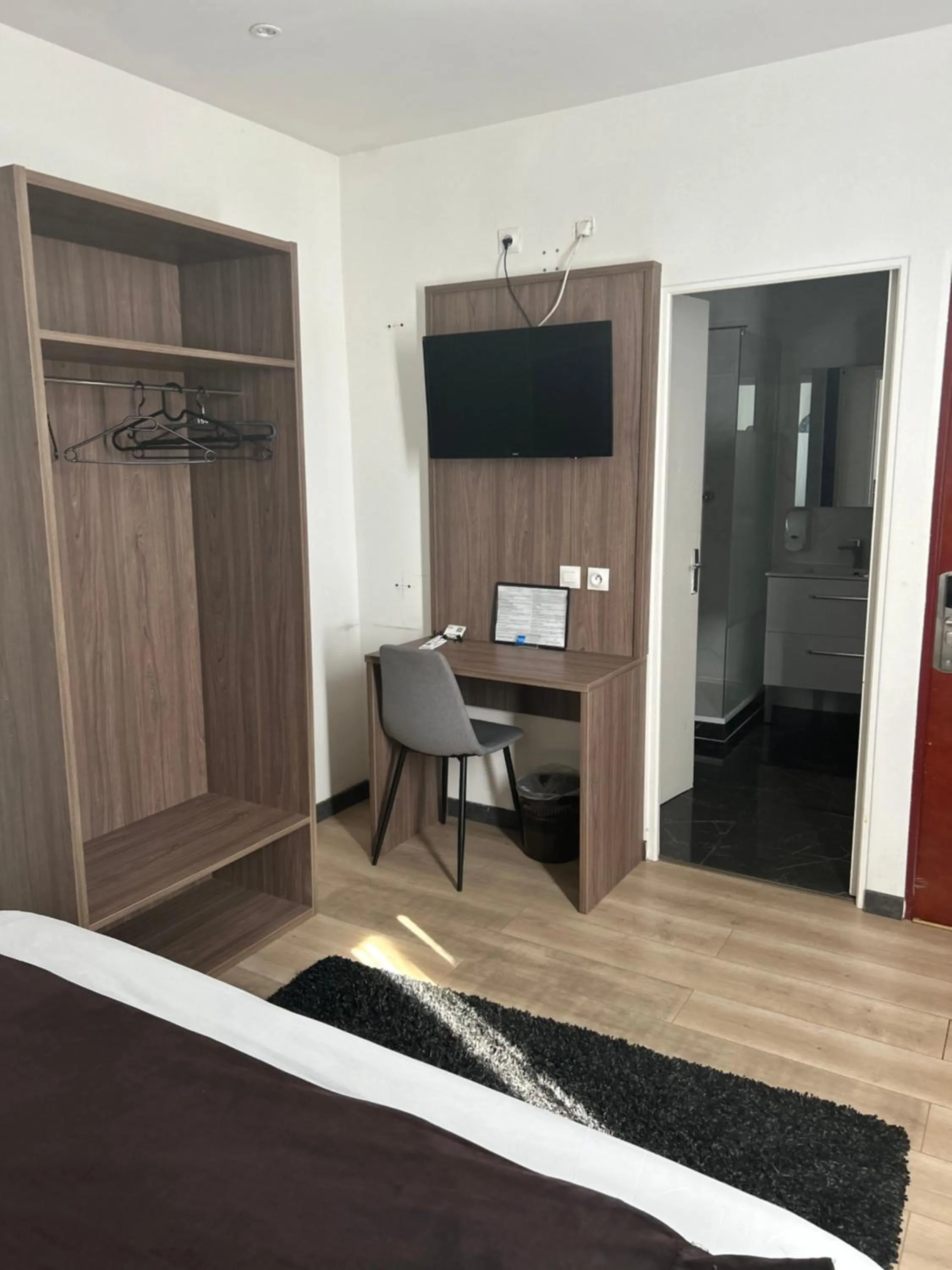 Le Clémenceau Hôtel et Appart 'hôtel "Gare Sncf" centre ville