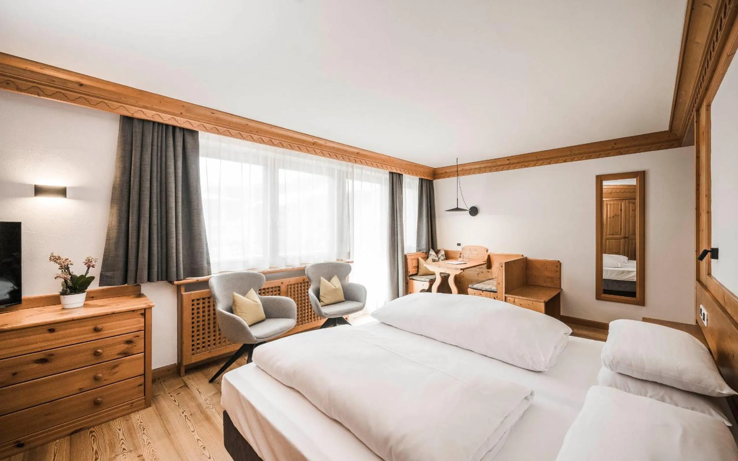 Photo of the whole room, Bed in Hotel Ladinia