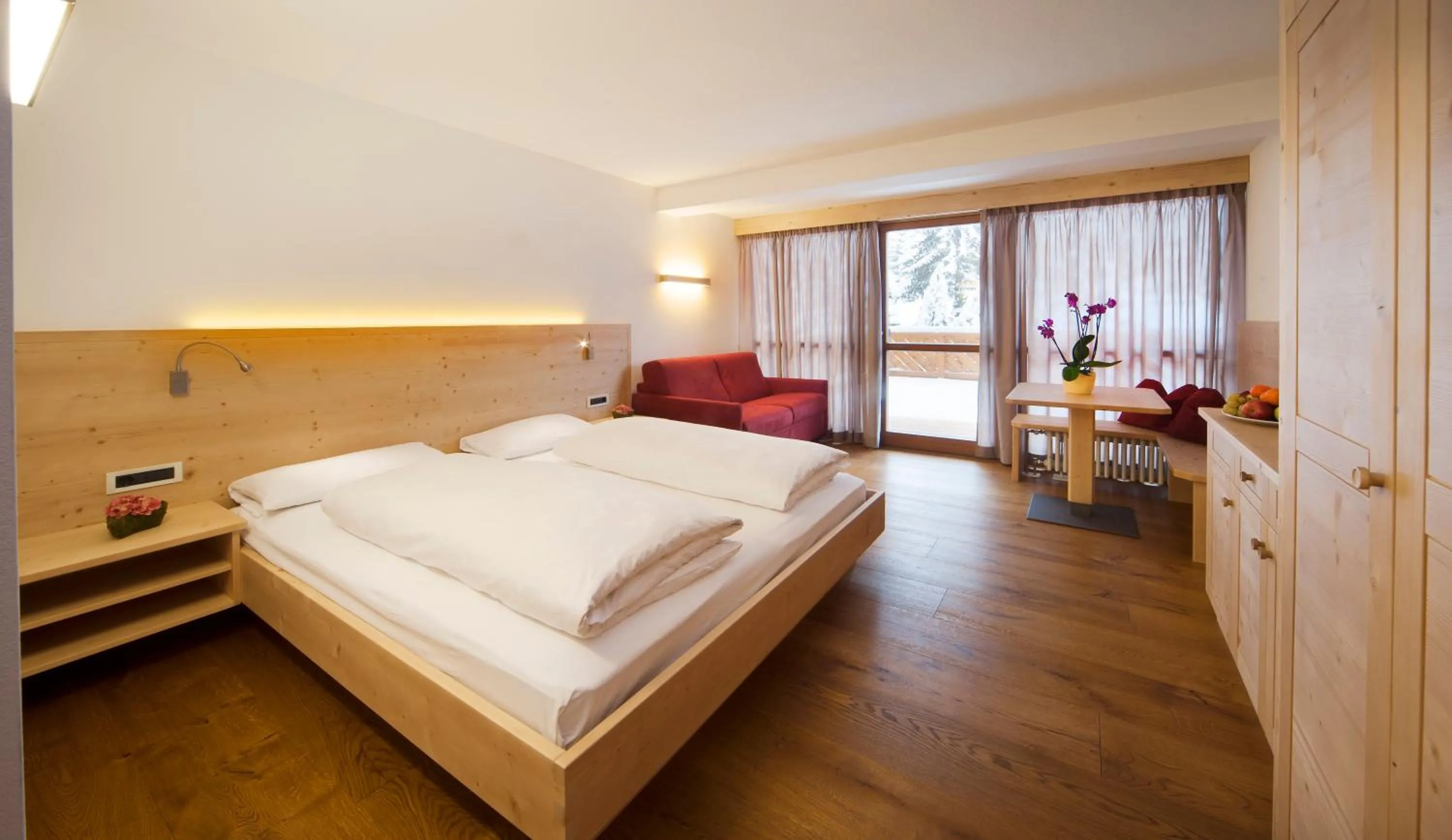 Photo of the whole room, Bed in Hotel Ladinia
