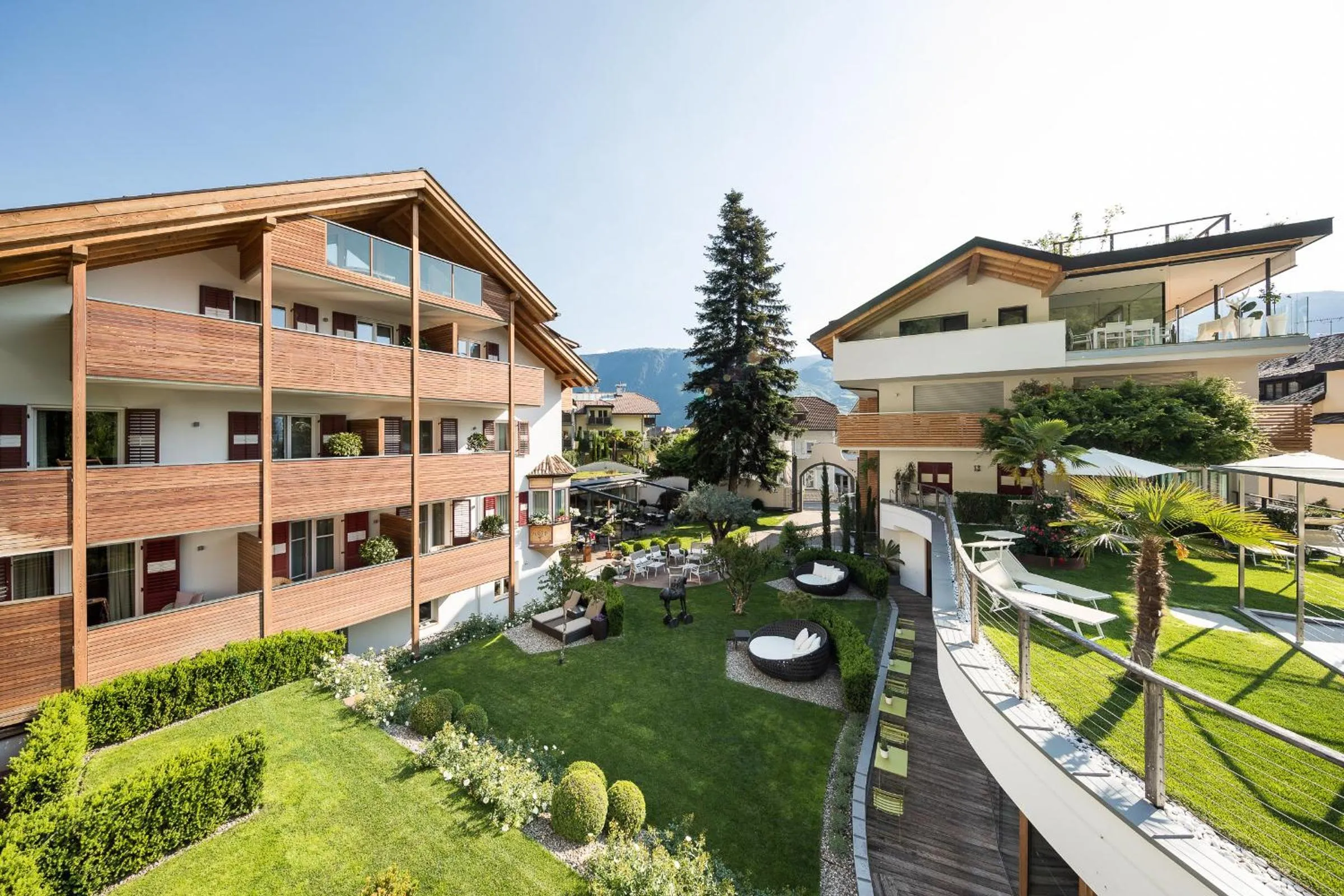 Spring in Boutique Hotel Zum Rosenbaum