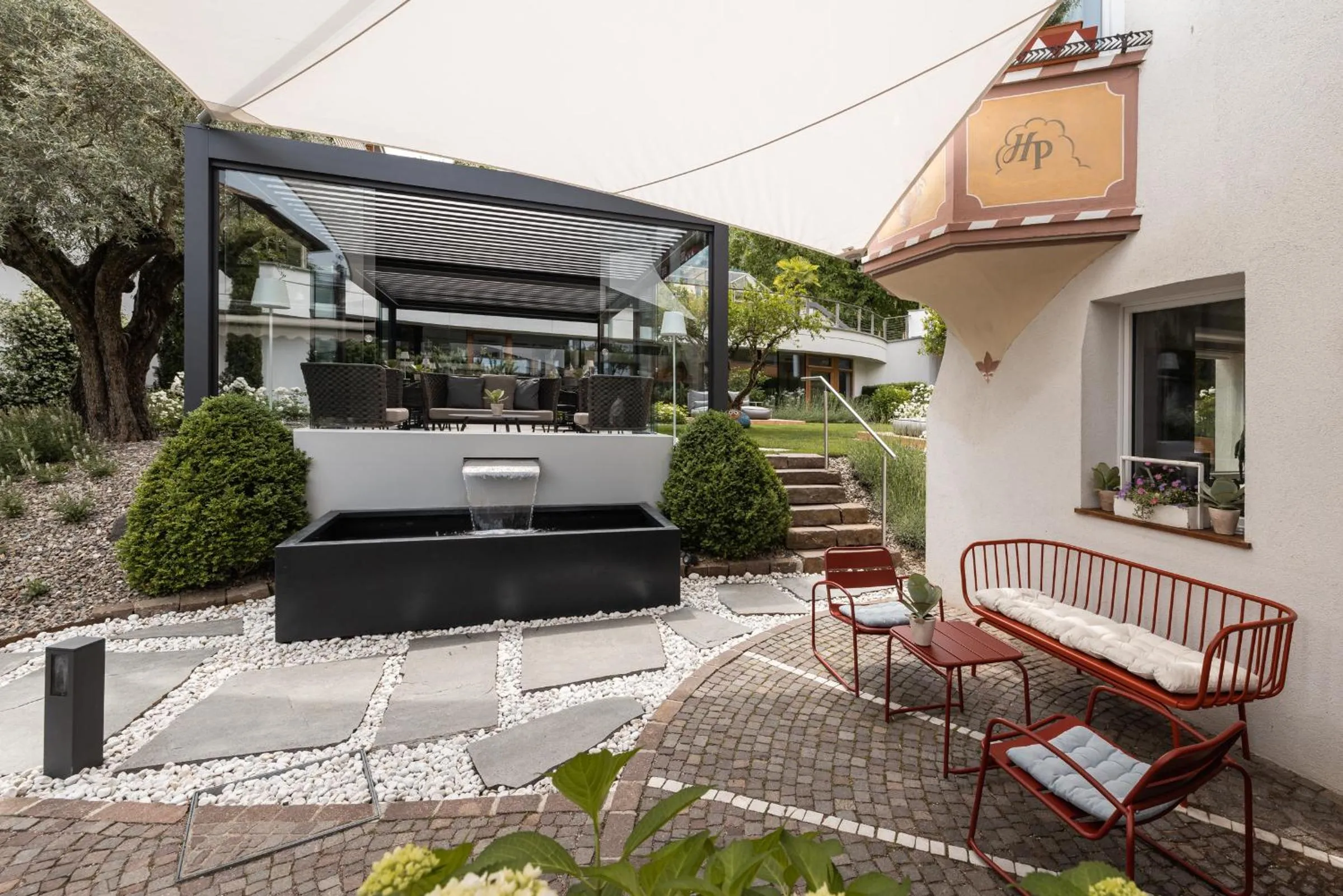 Patio in Boutique Hotel Zum Rosenbaum