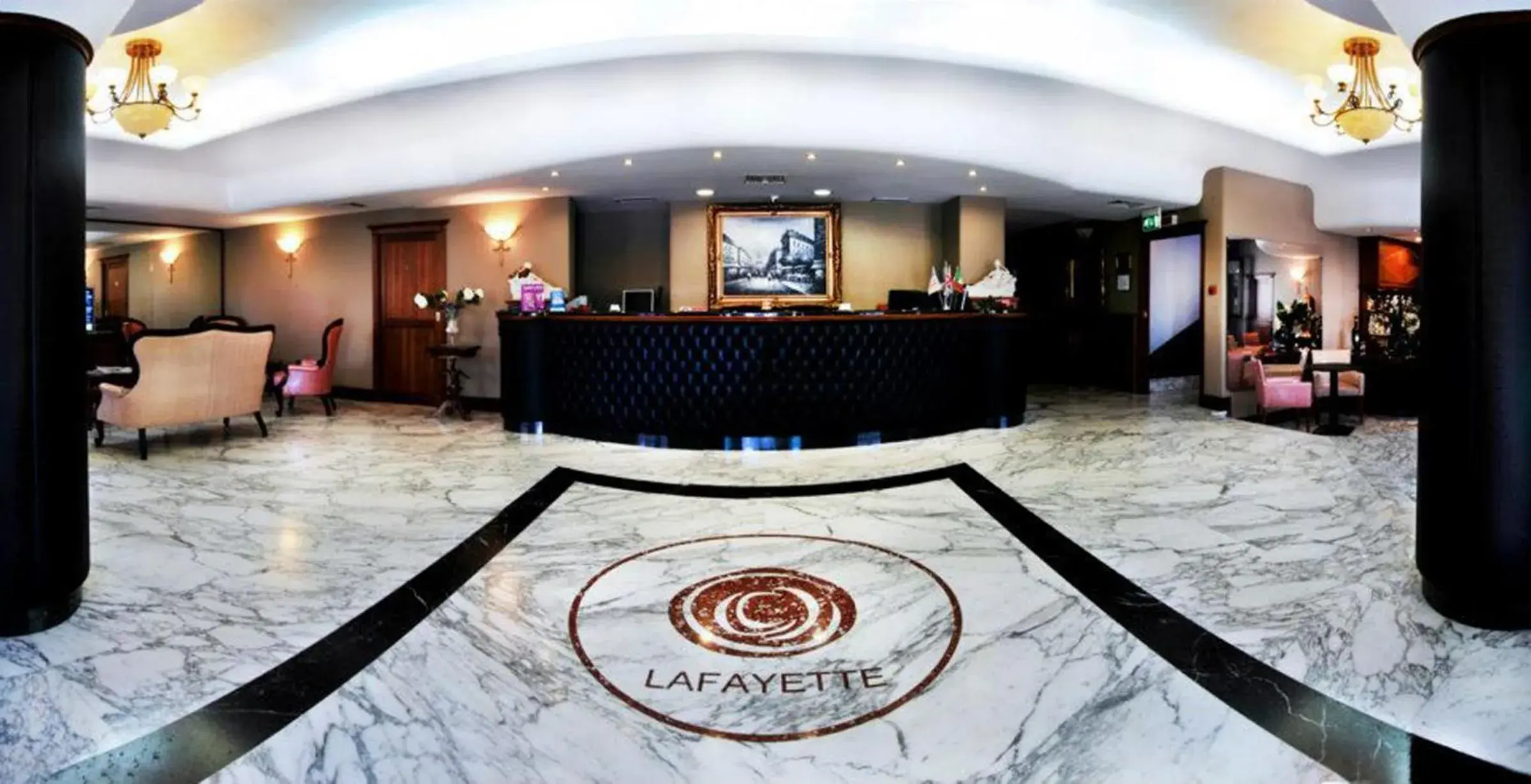Lobby or reception in Hotel La Fayette Lobby or reception in Hotel La Fayette