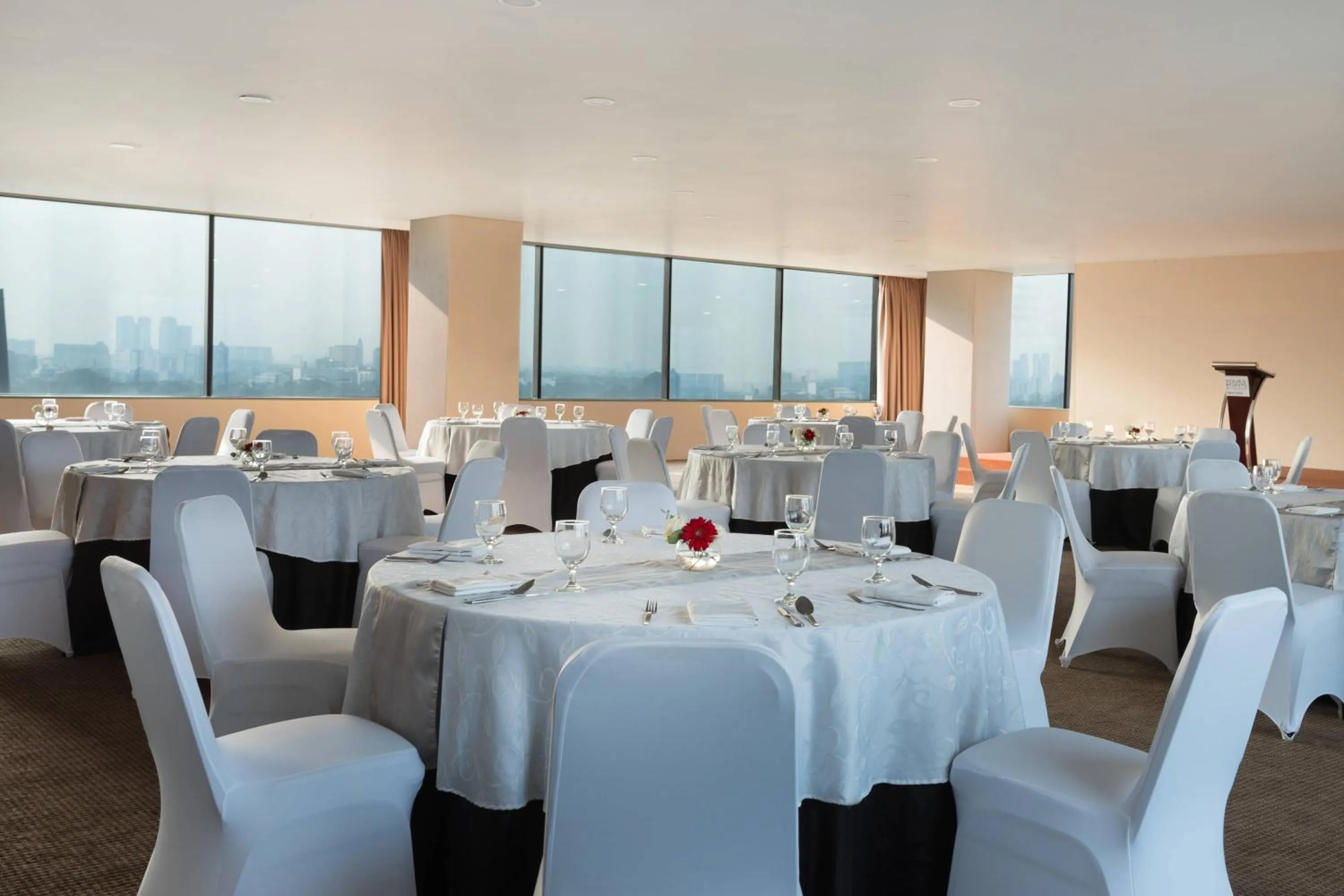 Meeting/conference room in Four Points by Sheraton Jakarta Thamrin