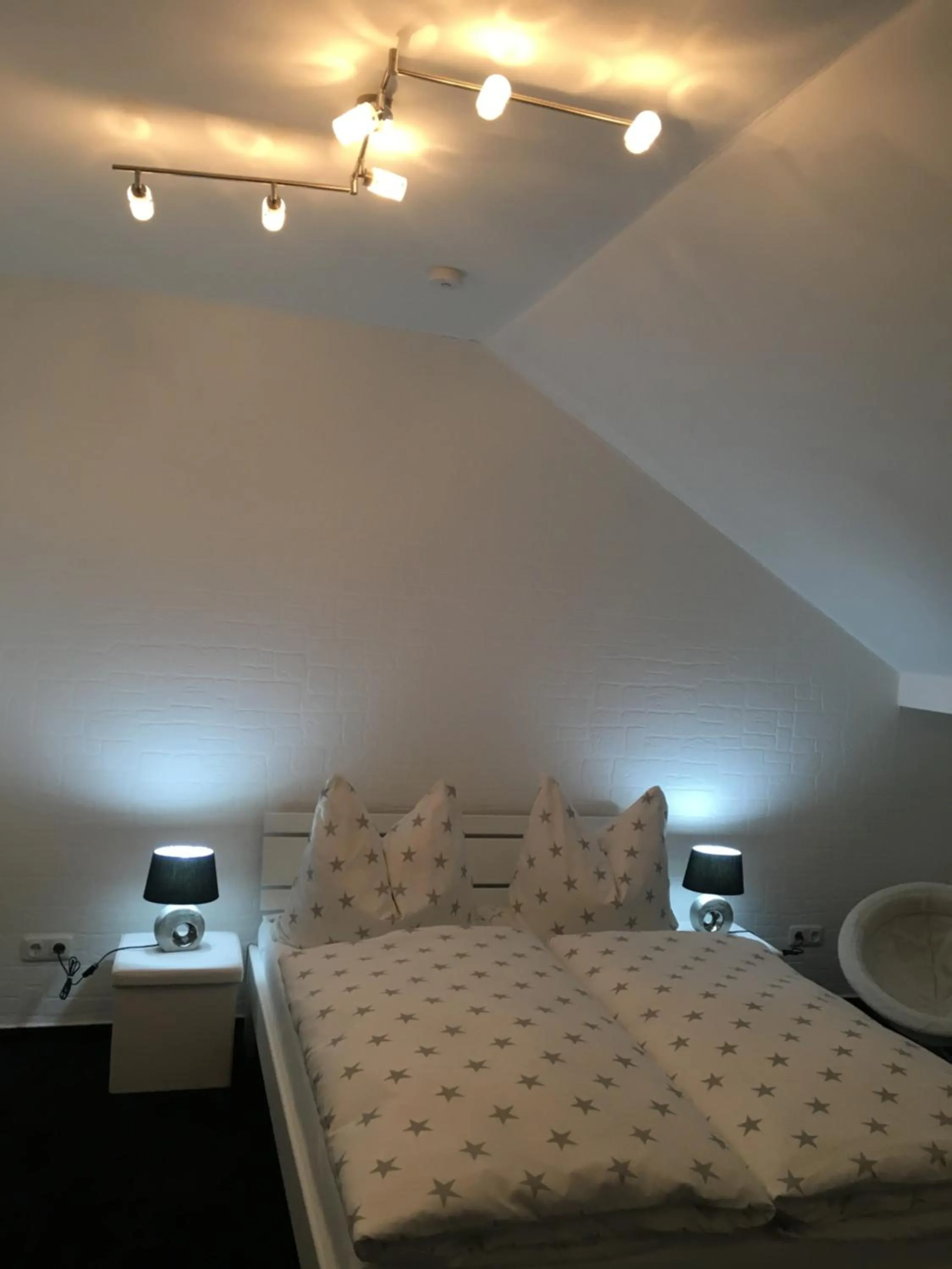 Bedroom, Bed in Landhaus-Altebrücke