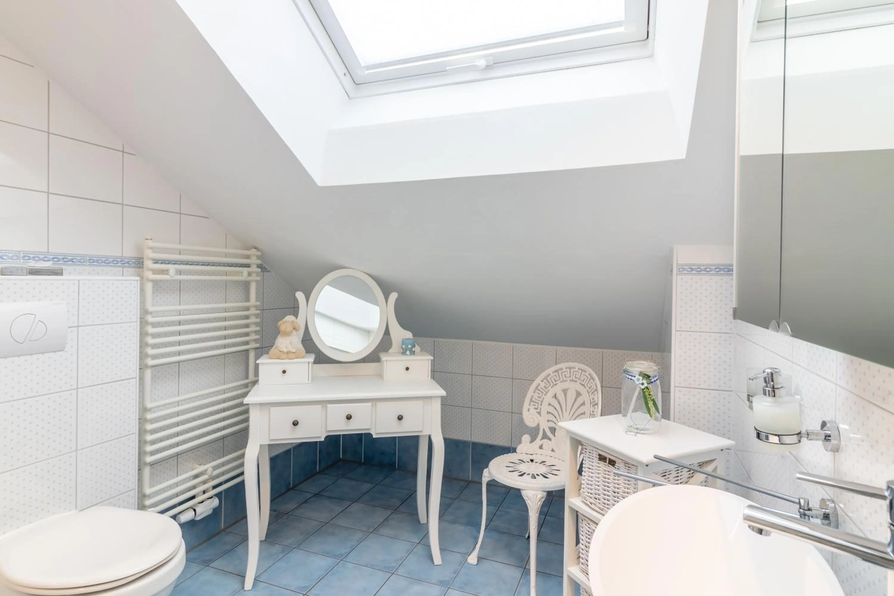 Bathroom in Landhaus-Altebrücke