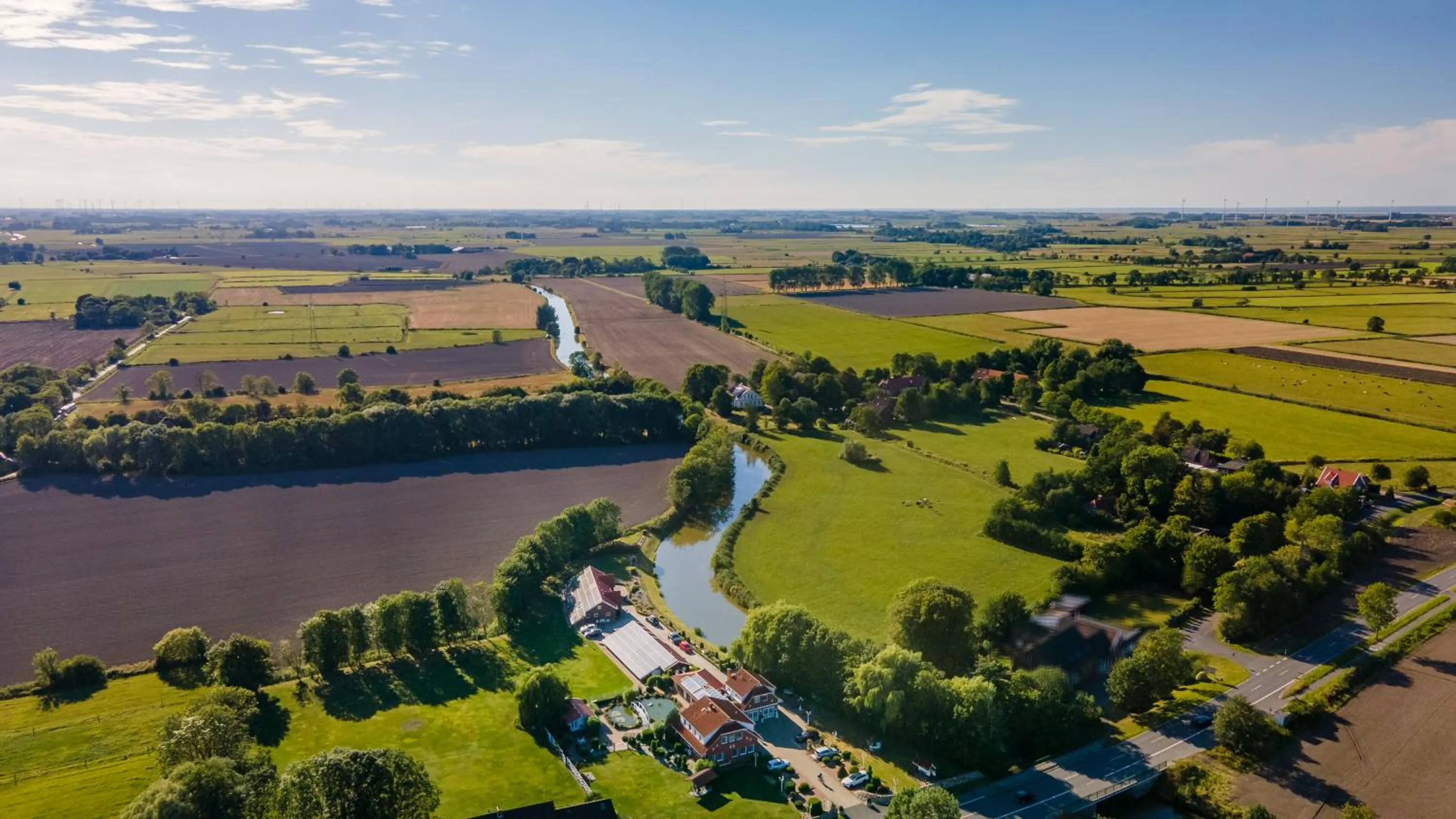 Staff in Landhaus-Altebrücke