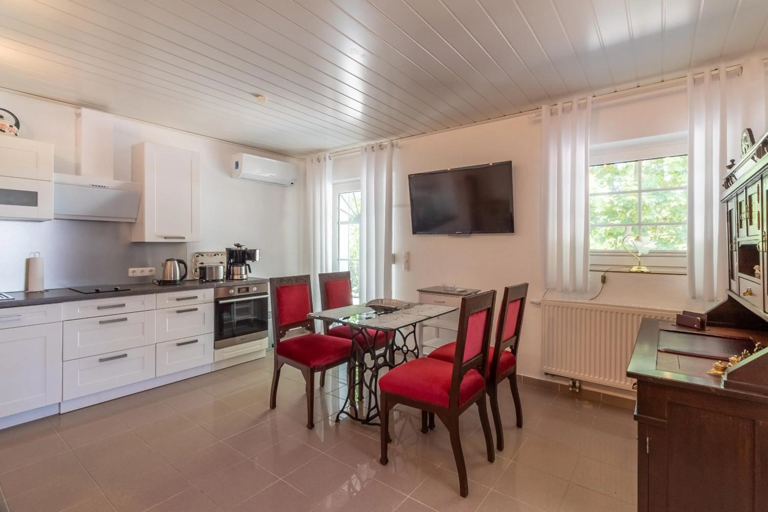 Dining area in Landhaus-Altebrücke