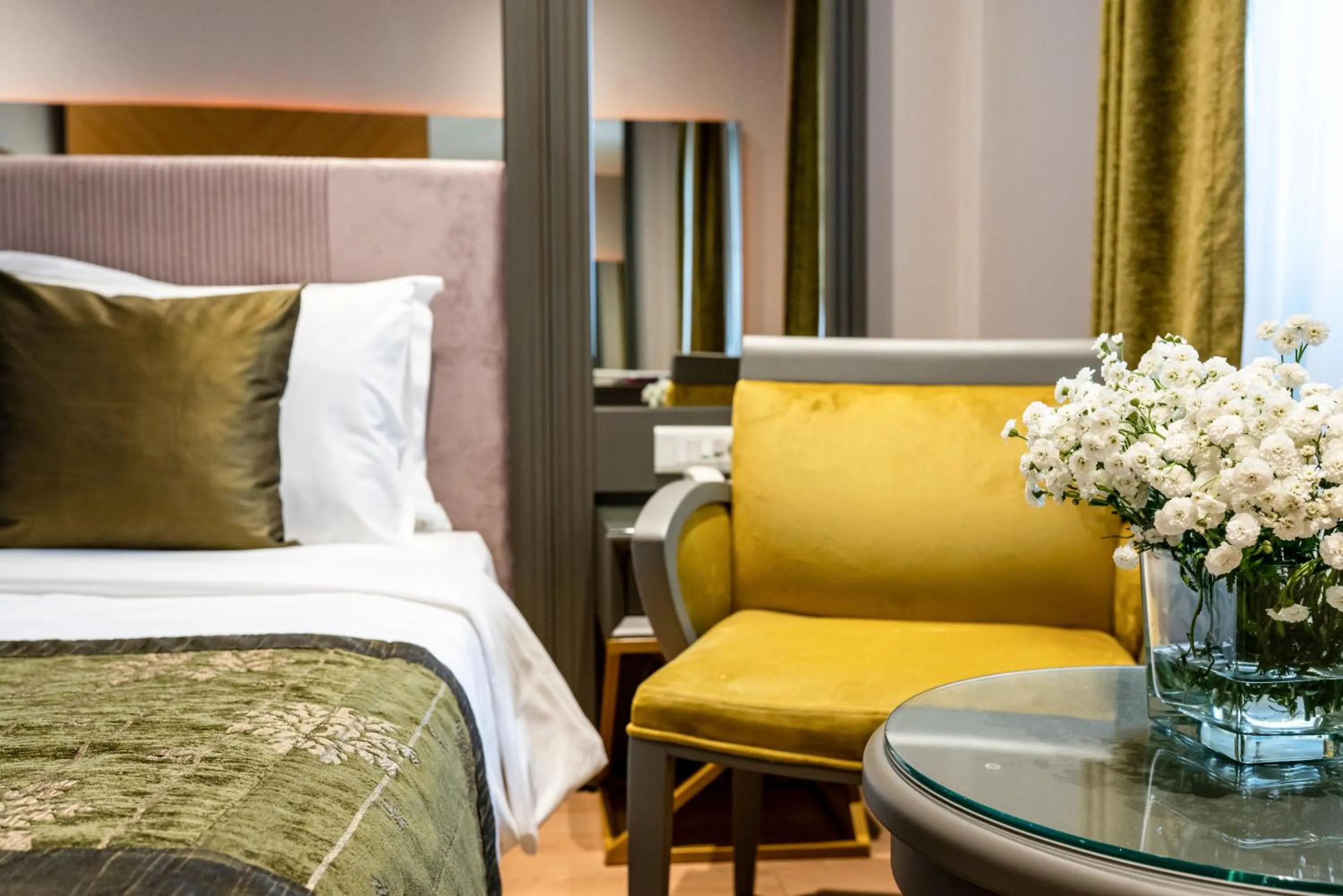 Seating area, Bed in Oran Hotel