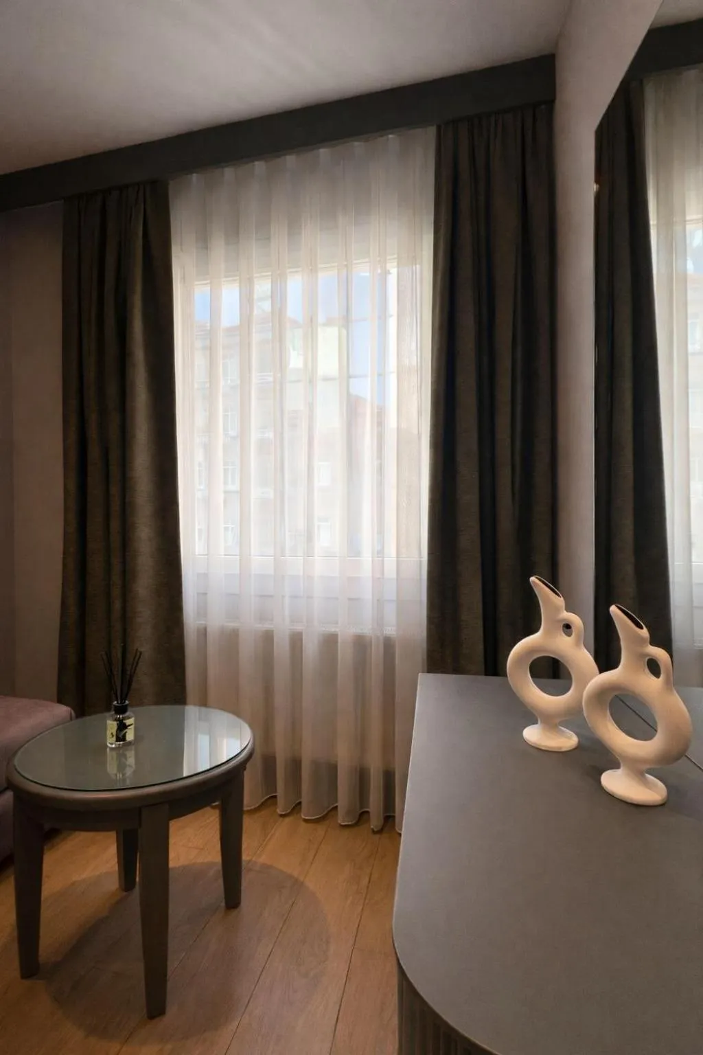 Property building in Oran Hotel