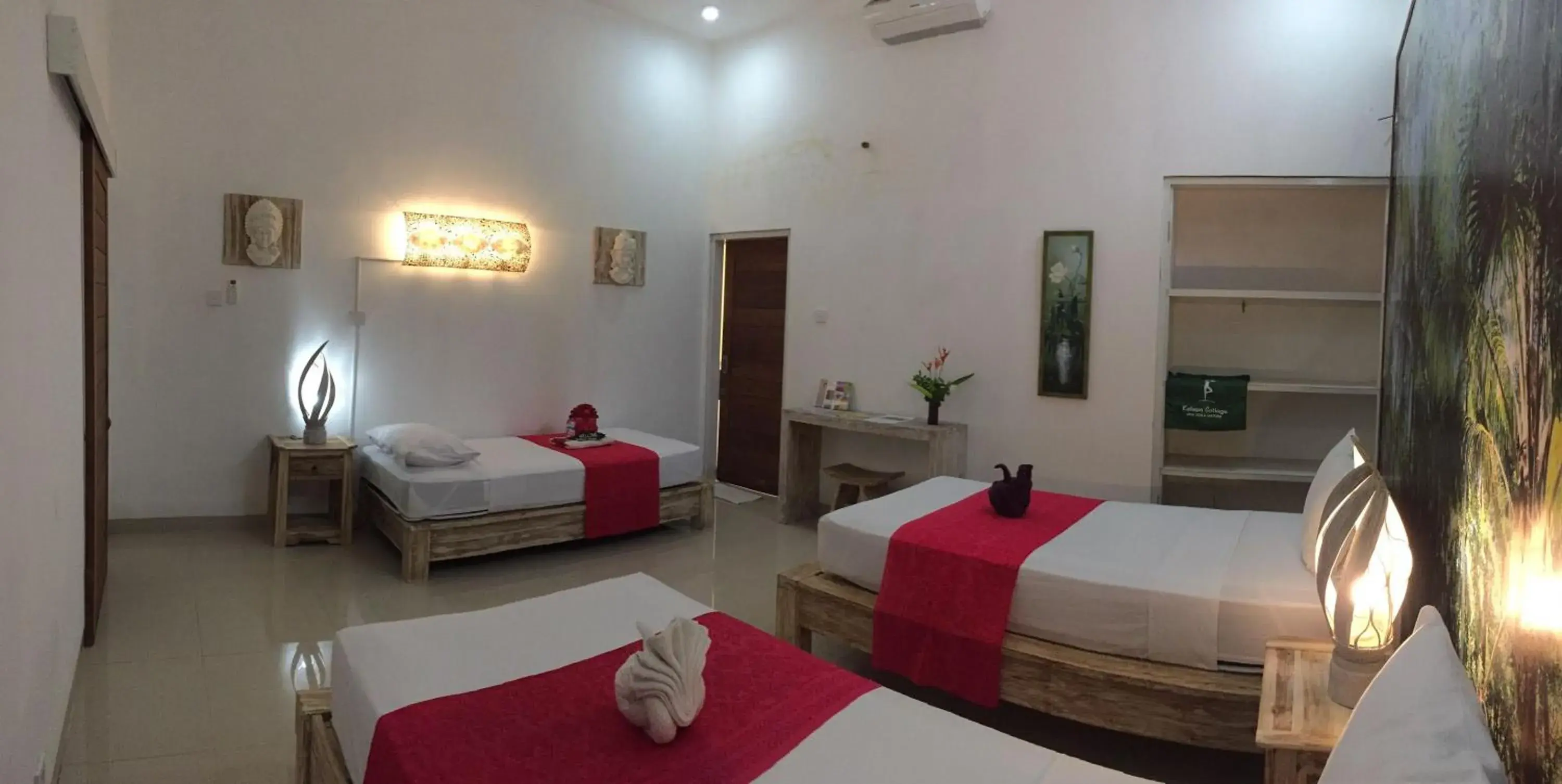 Deluxe Triple Room - single occupancy in Kelapa Cottage Deluxe Triple Room - single occupancy in Kelapa Cottage
