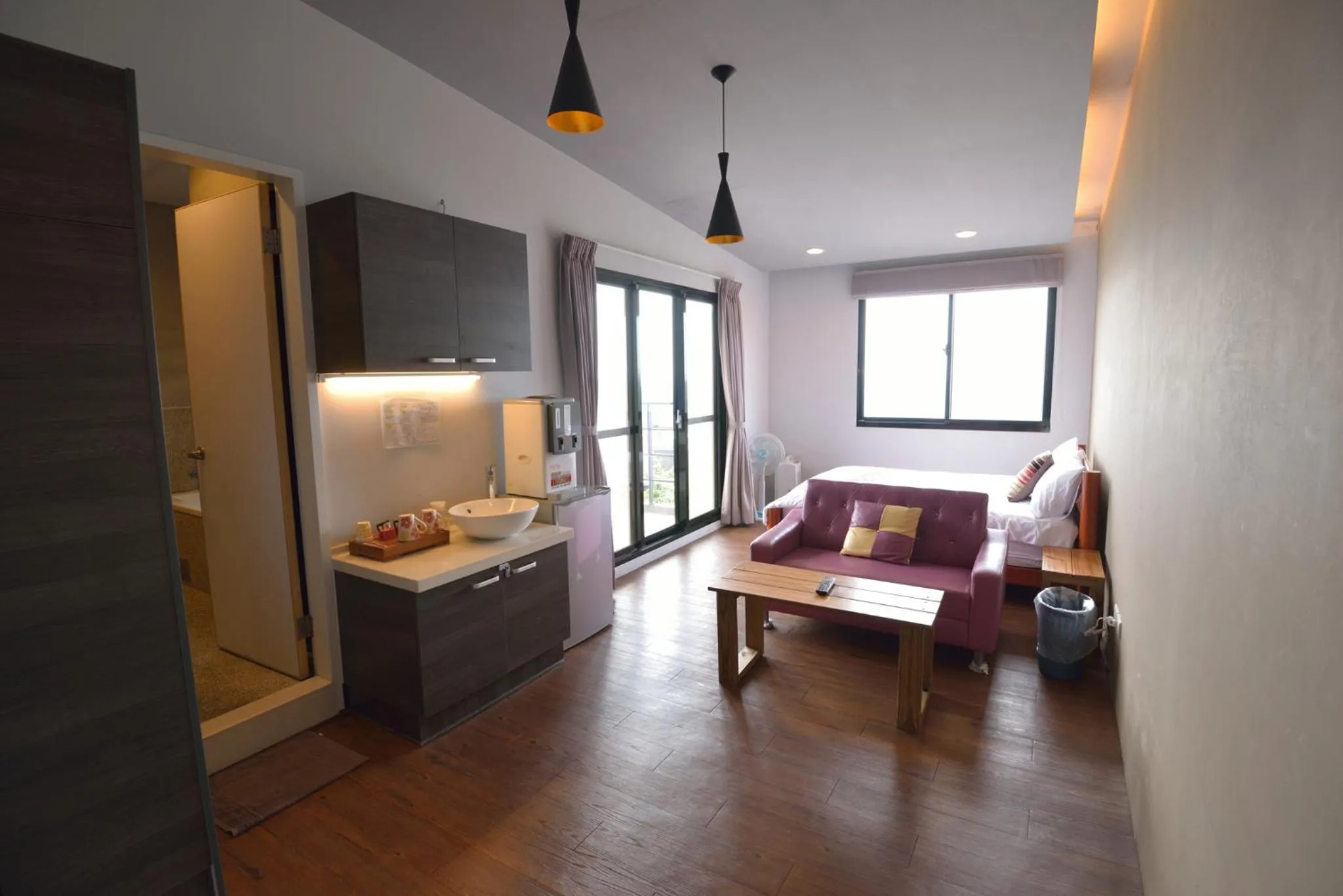 Double Room with Balcony and Sea View in Blue Sky B&B