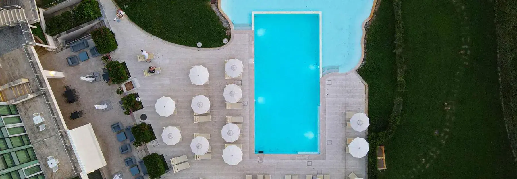 Swimming pool in Hotel Pisa Tower Plaza Swimming pool in Hotel Pisa Tower Plaza