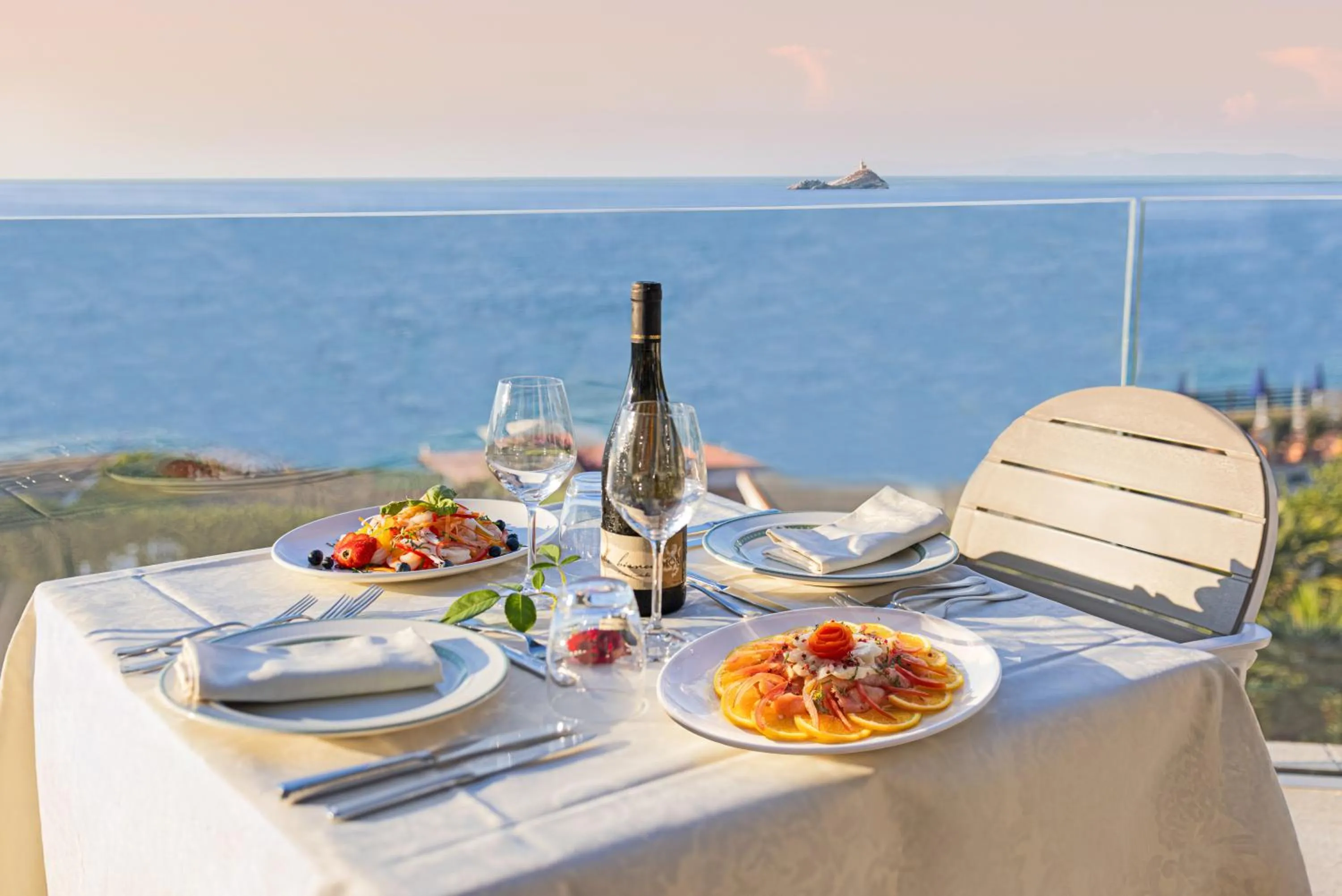 Restaurant/places to eat in Hotel Villa Ombrosa